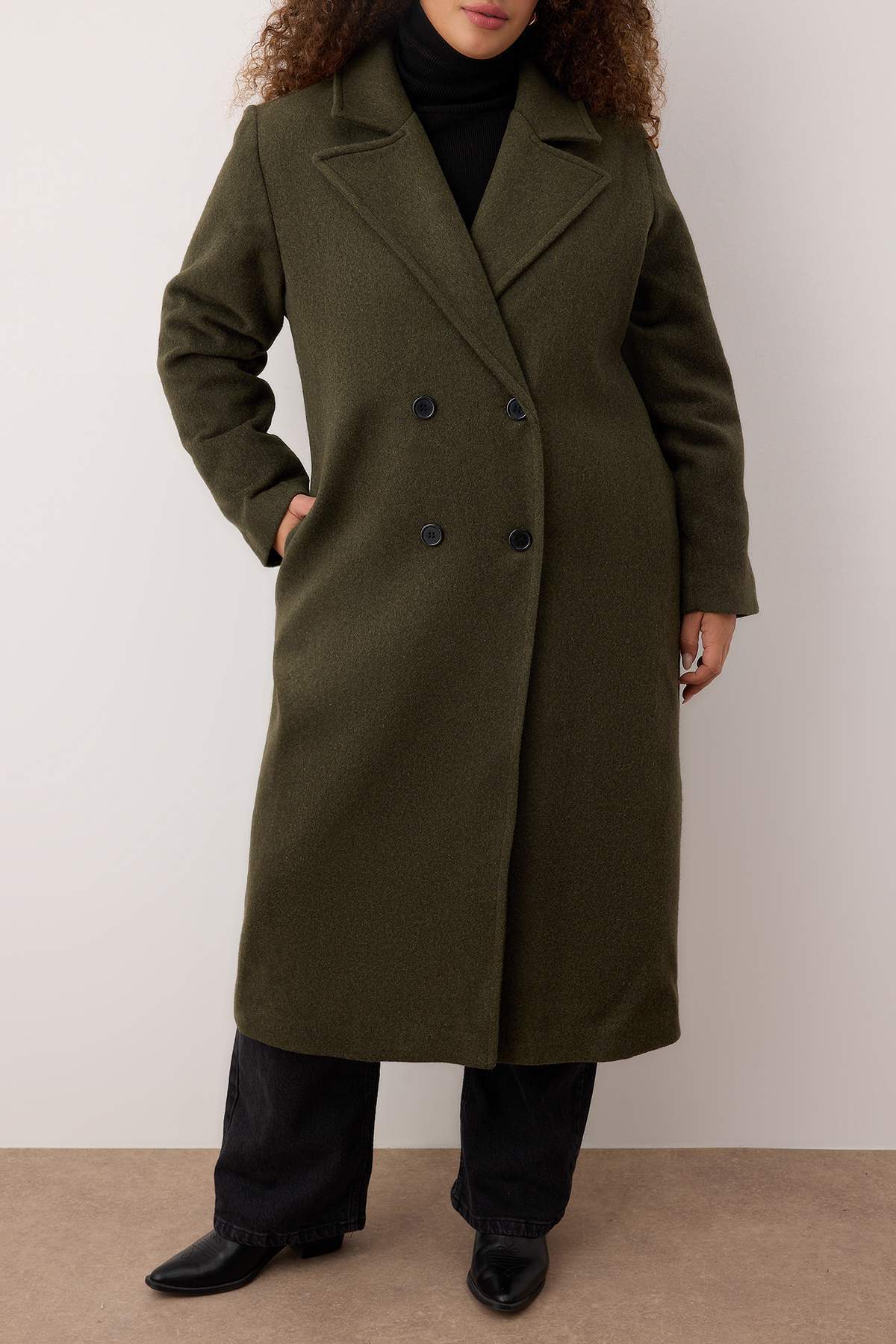 Trendyol Curve Khaki Oversize Plus Size Płaszcz TBBAW23KB00002