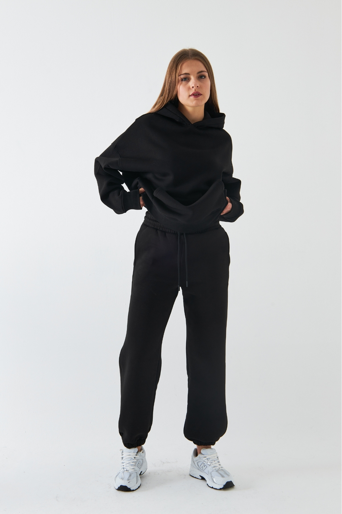 The Champ Clothing Oversize Unisex Eşofman Takımı Siyah – Basic, 3 İplik Şardonlu Polar; Kapüşonlu Üst, Lastikli Alt