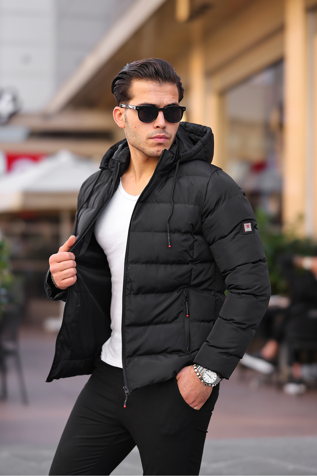 مرو لایف کاپشن و پالتو پفی مردانه مشکی اسلیم فیت، کلاه دار، یقه ایستاده