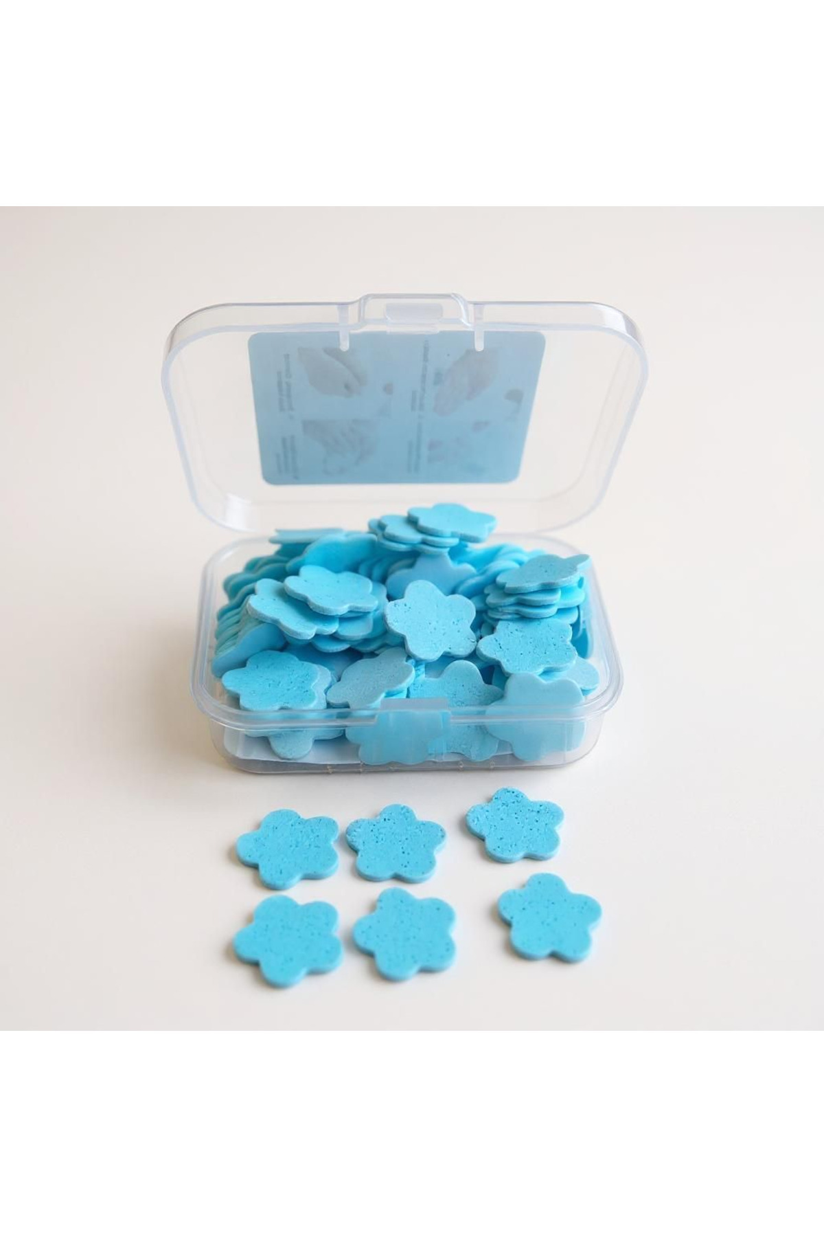 EMPA A V M 1 paket Minik Islak Cep Mendili 9 paket Mini cep mendili ve 100`lü Minik kağıt sabun 3 lü set fotoğrafı 2 (önizleme)