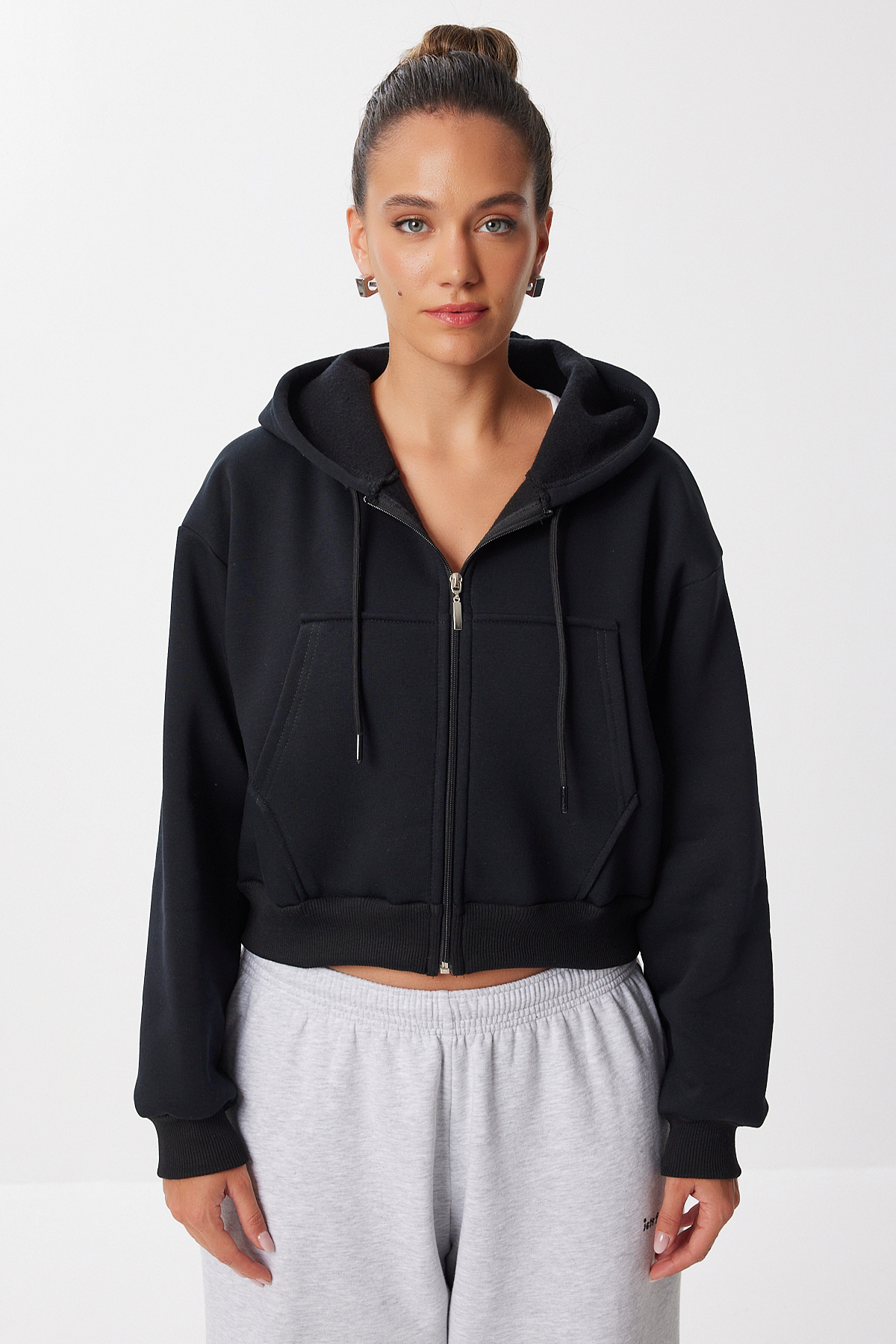 Lovelyİstanbul  Fermuarlı Kapüşonlu Şardonlu Örme Crop Sweatshirt LEN0036 SİYAH - Görsel 5