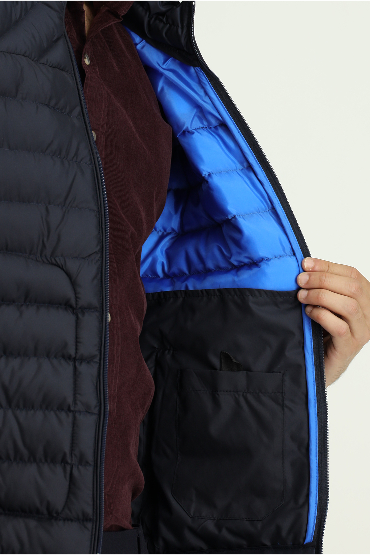 Kiğılı  Dik Yaka Fermuarlı Kapitone Spor Yelek - Görsel 6