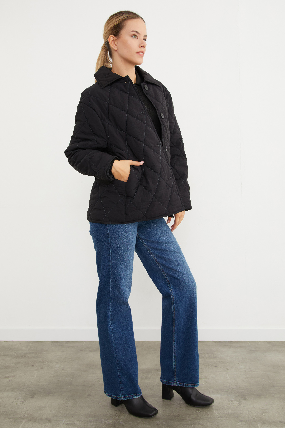 Fullamoda  Kapitone Desenli Oversize Düğmeli Mont - Görsel 5