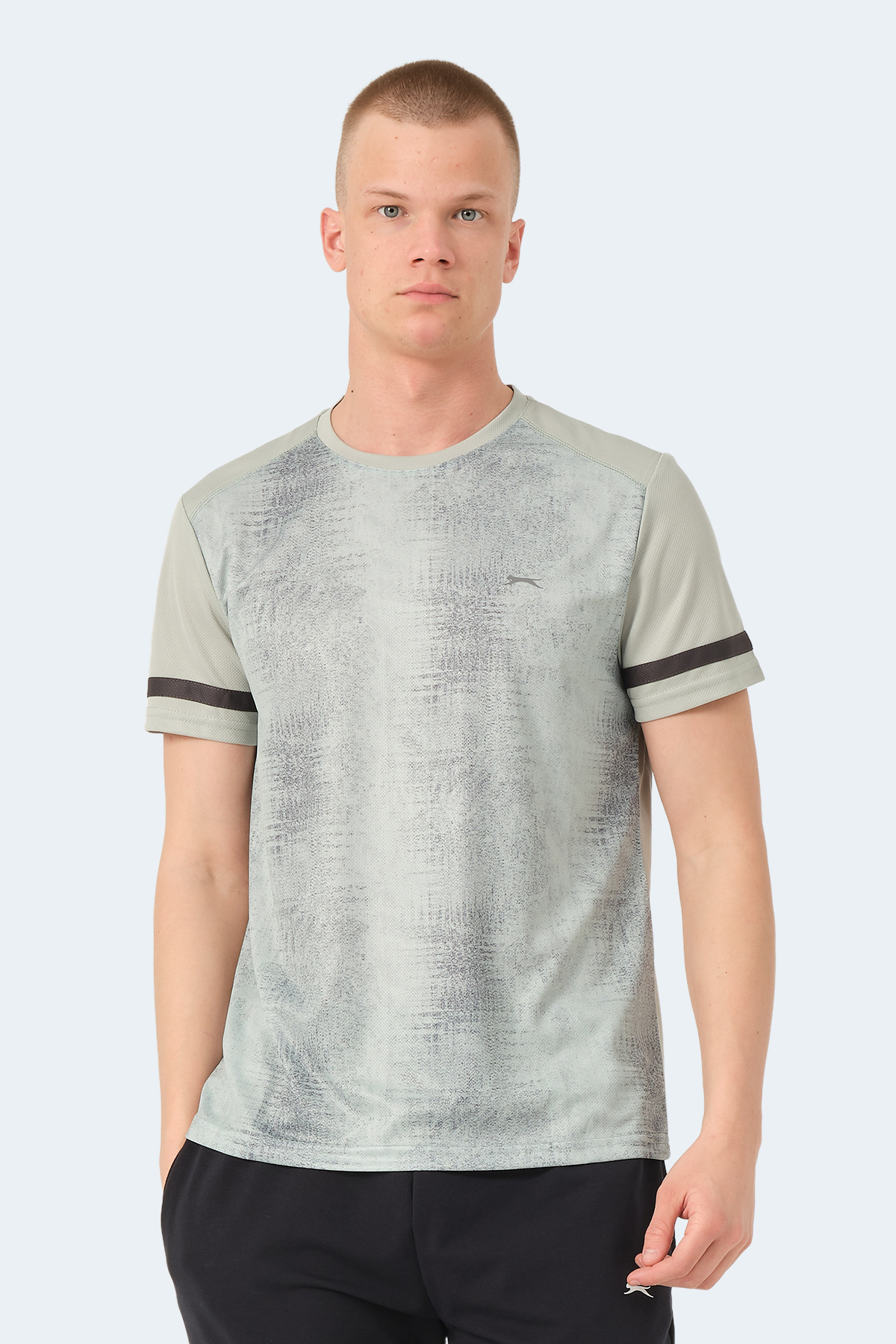 اسلازنگر تی شرت مردانه طرح نعنایی REAL IN