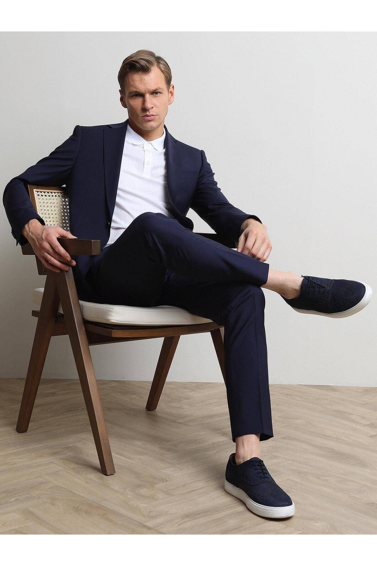 کت و شلوار پشمی ترکیبی Saks Modern Fit Kip