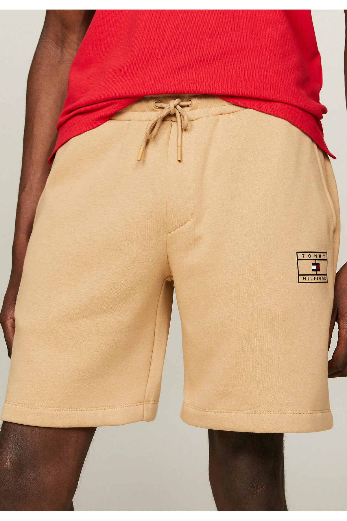 تامی هیلفیگر شورت ورزشی با لوگوی کوچک و بنددار