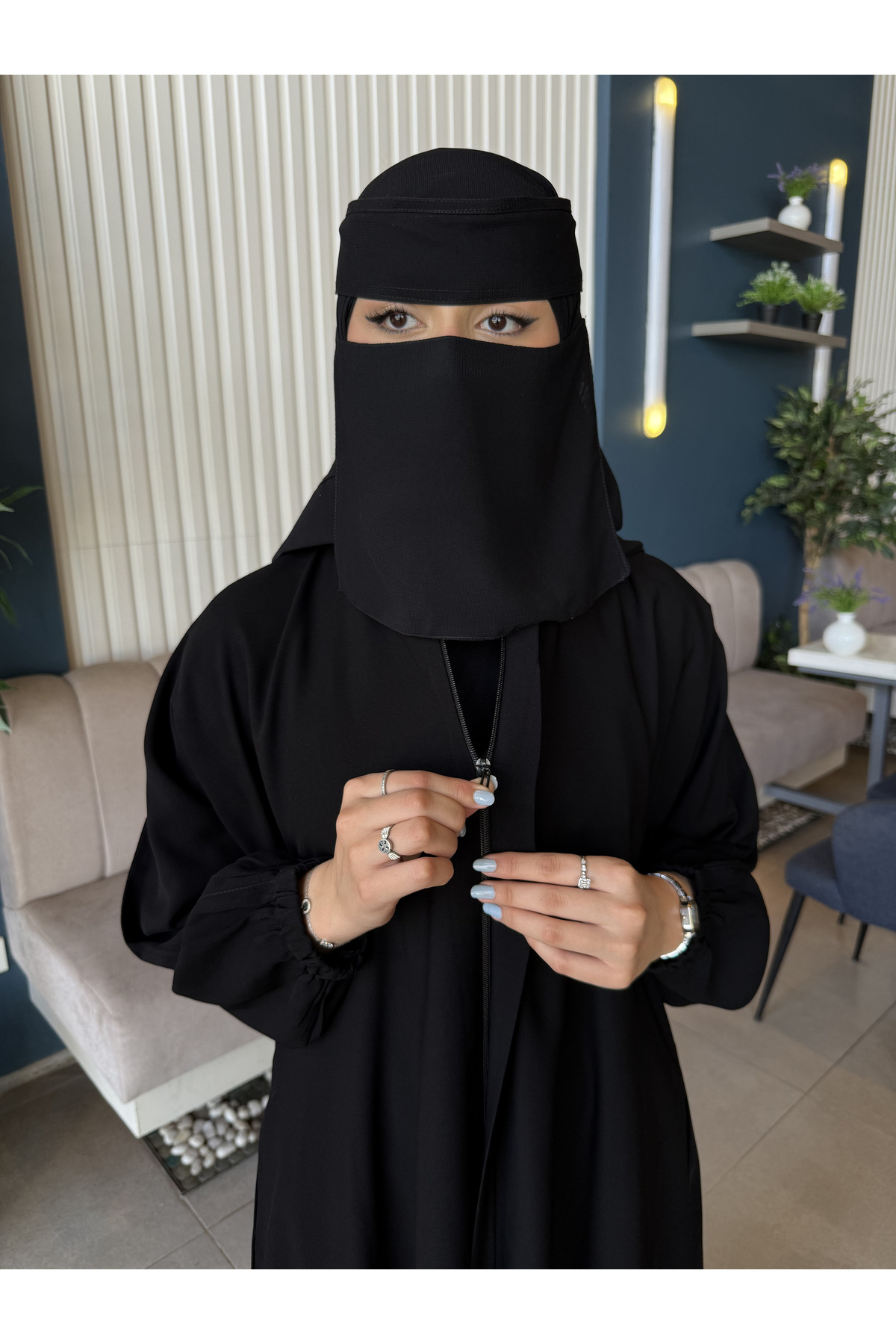 عباية عملية بسحاب وجيوب مخفي