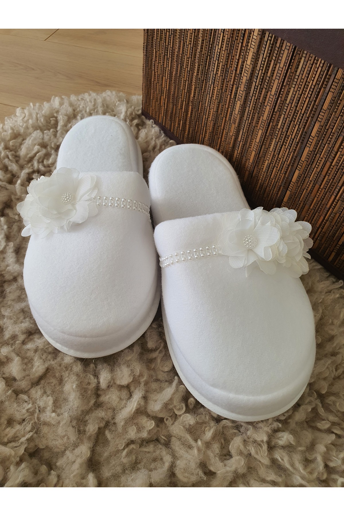 Fiyonks Atölye Lohusa Terlik Taç ve Bebek Bandana Seti, Özel Anne Seti , Hamile Lohusa Seti fotoğrafı 3 (önizleme)