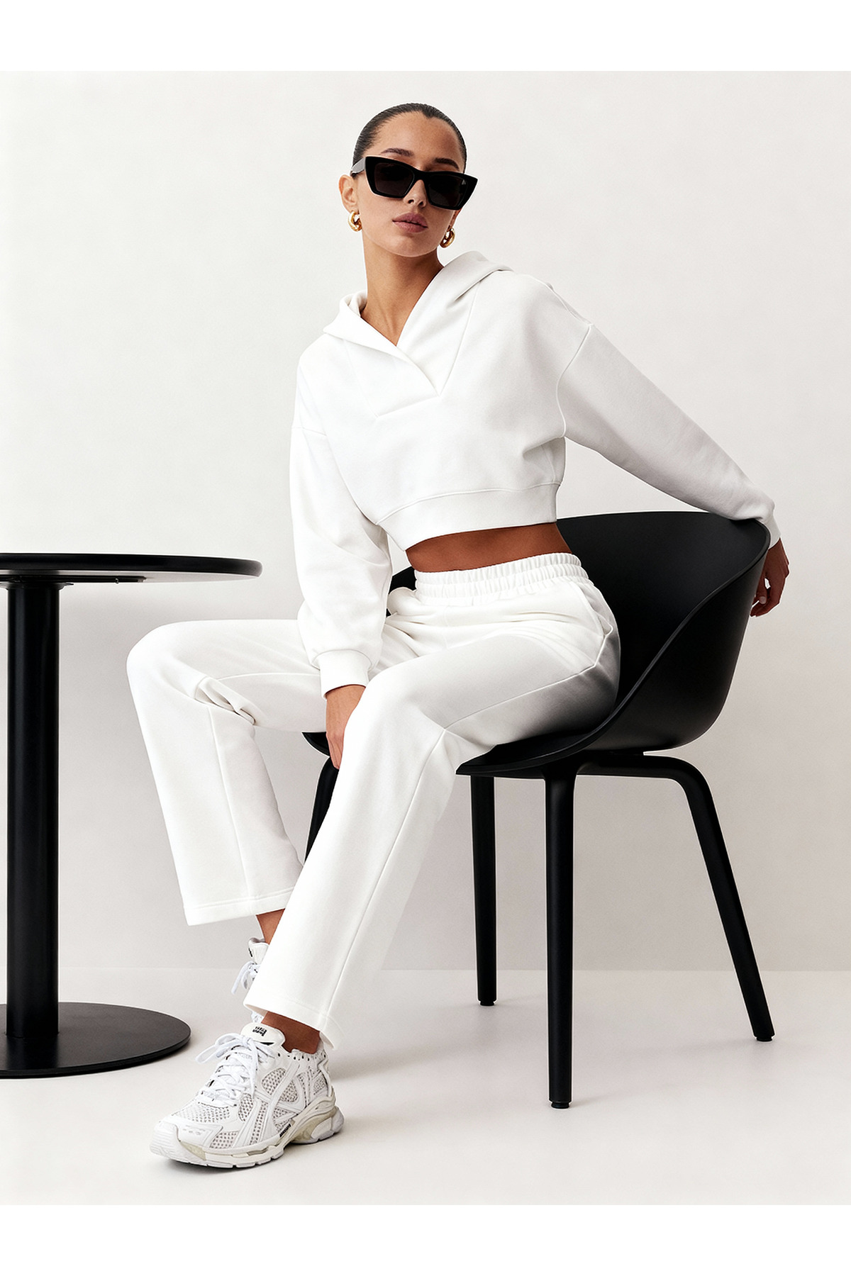 Casi Women's Hooded V-Neck Pipe Leg Tracksuit