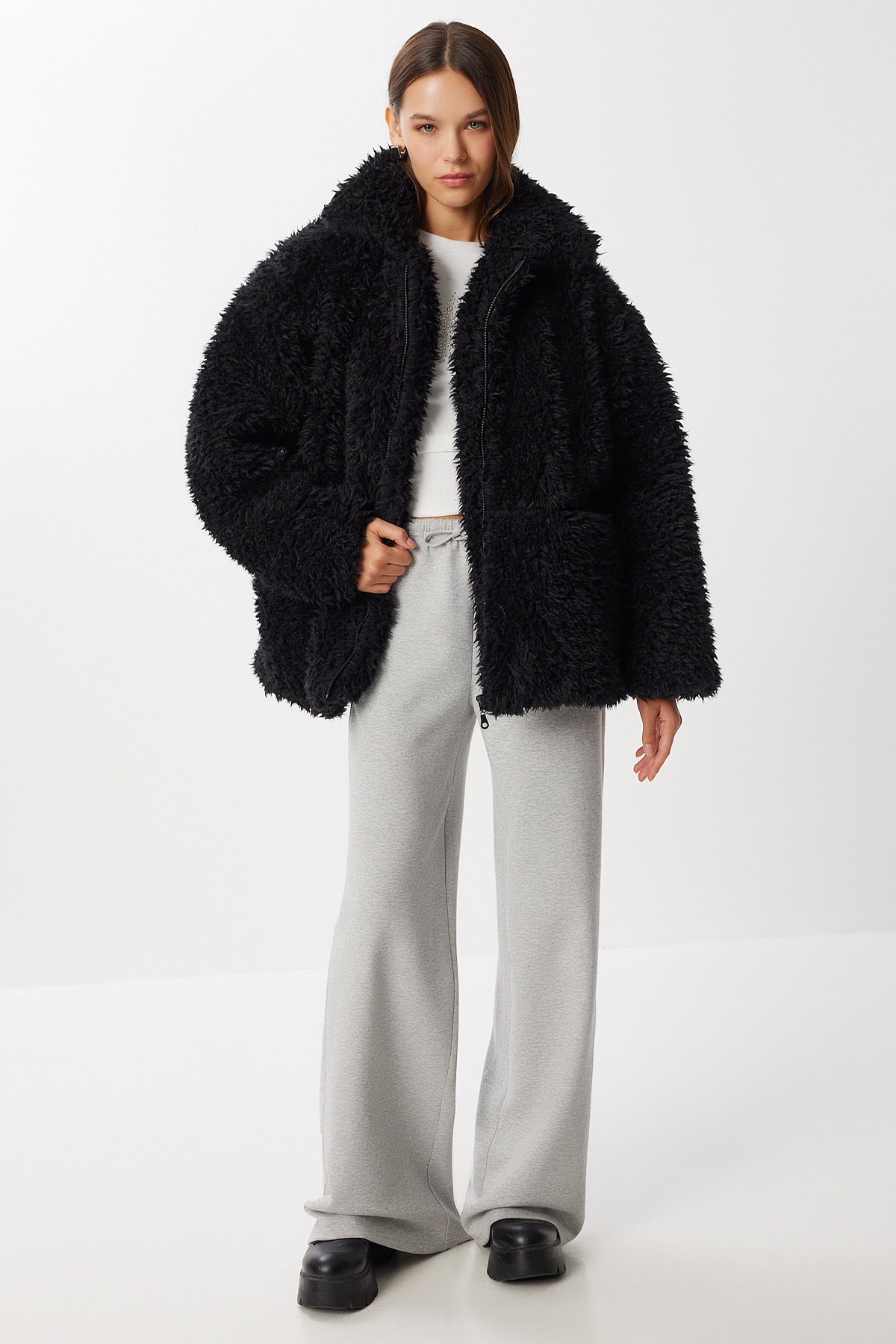 Lovelyİstanbul Oversize Suni Kürk Kaban LCI0037 SİYAH görsel 3