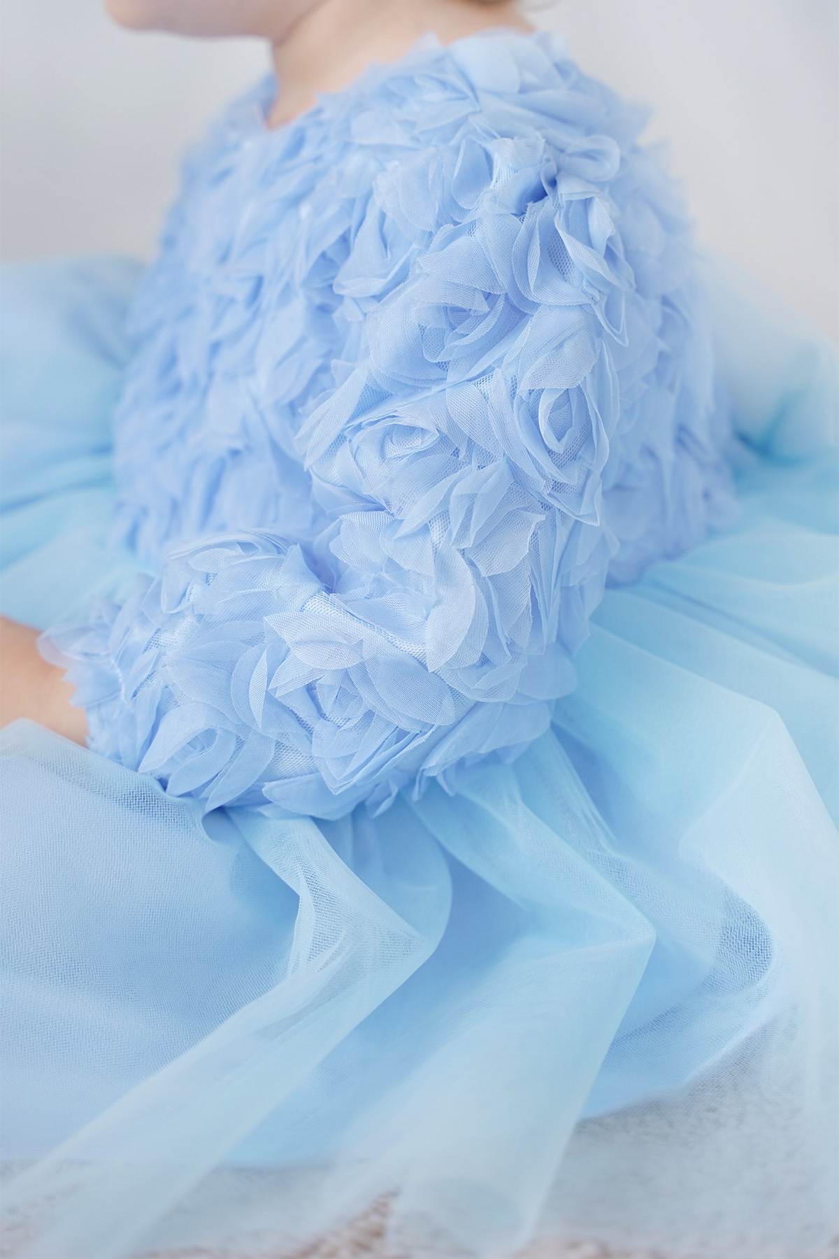 ALYRA Kız Bebek Elbise Uzun Kollu Fiyonklu Güllü Doğum Günü Parti Düğün Özel Gün Abiye Kız Çocuk Elbise fotoğrafı 7 (önizleme)