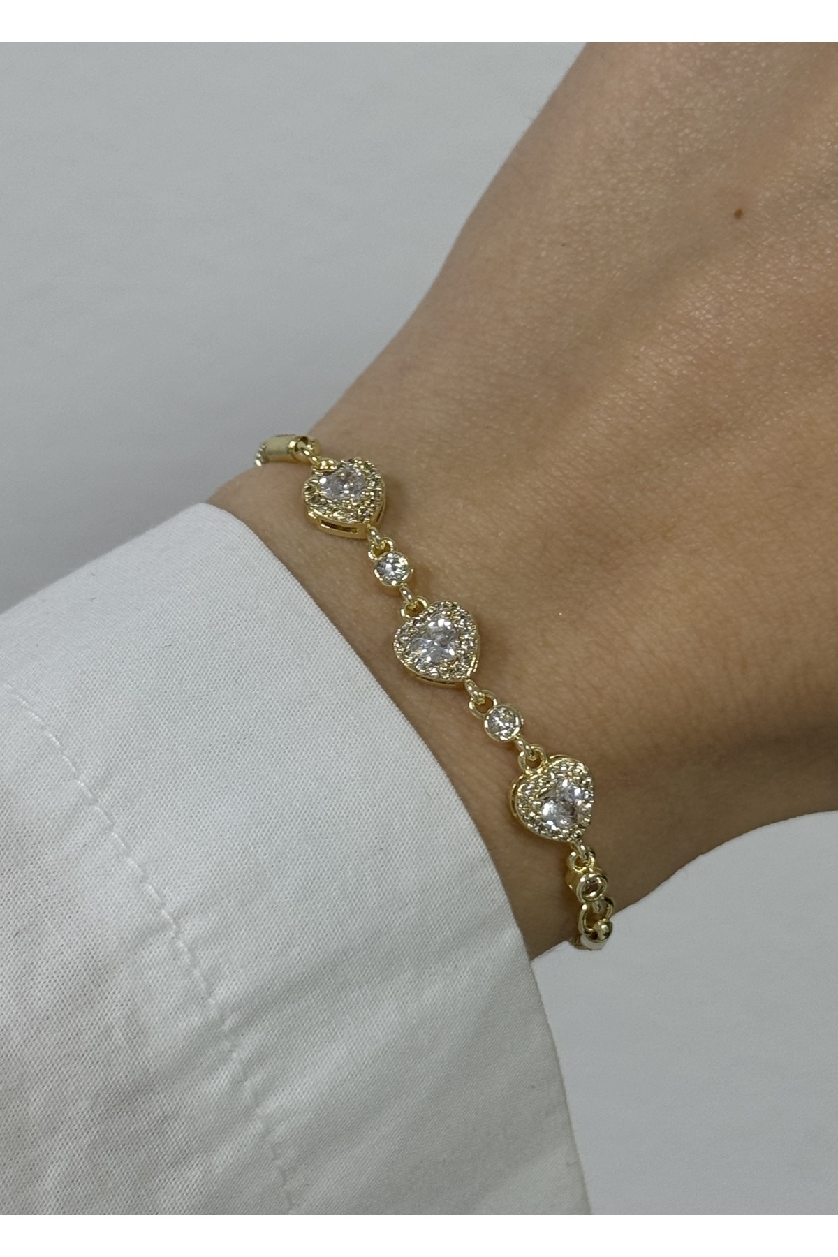 KİLİGİSTANBUL 3 KALPLİ BİLEKLİK (ASANSÖRLÜ KULLANIM)