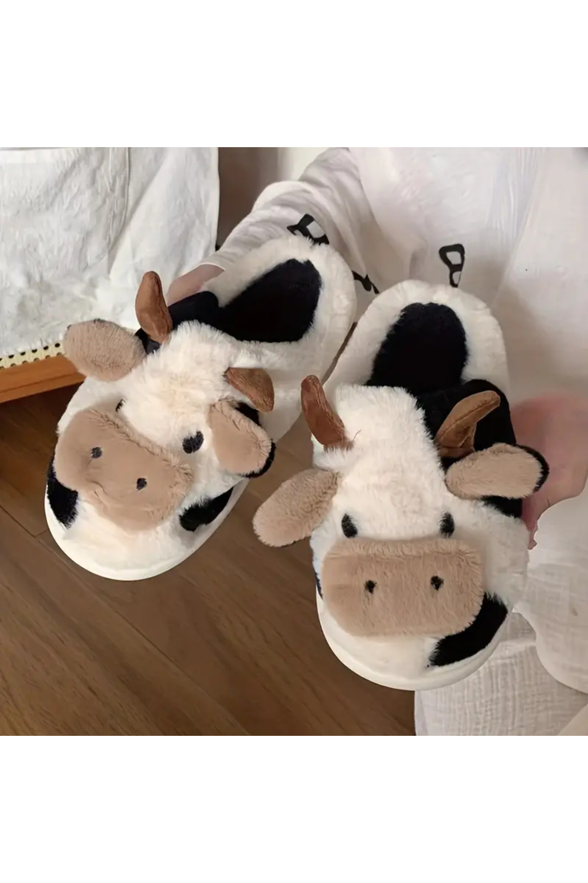 Gofeel Harajuku Tatlı İnek Yumuşak Tüylü Pofuduk Peluş Panduf Terlik görsel 3