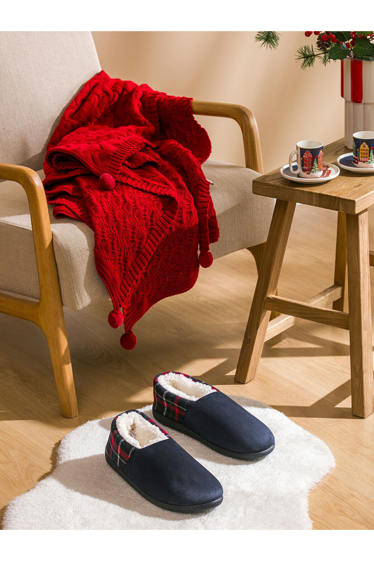 LC Waikiki Içi Kürklü Erkek Ev Botu Panduf (W5)