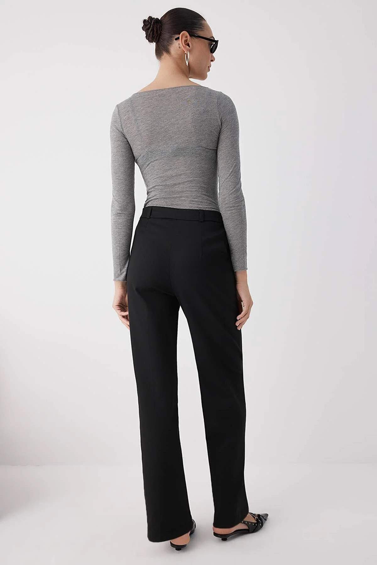 Trendyolmilla  Wardrobe Essentials Siyah Bağcıklı Kışlık Tuşeli Rahat Kumaş Geniş Paça Pantolon | TWOAW26PL00012 - Görsel 12