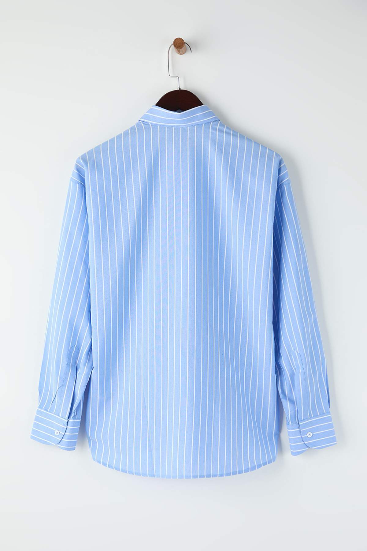 Trendyolmilla  Mavi Regular Fit Çizgili Erkek Gömlek TMNAW26GO00026 - Görsel 6