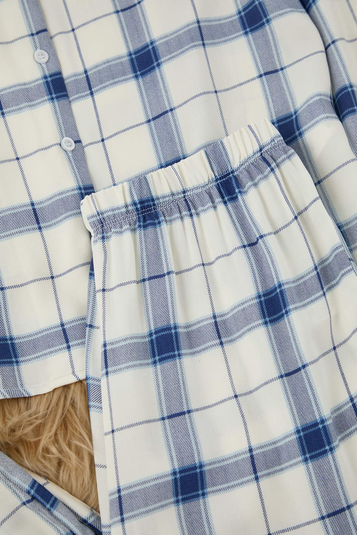 Trendyolmilla  Mavi Ekoseli Viskon Dokuma Pijama Takımı THMAW26PT00066 - Görsel 6