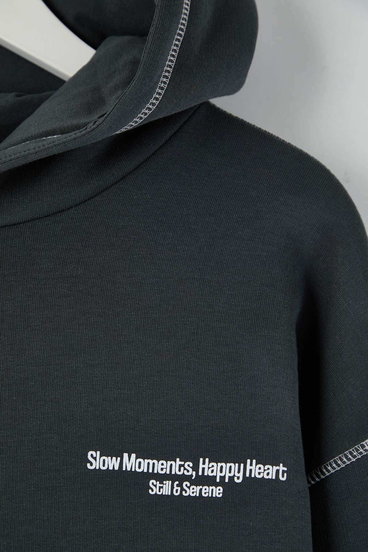 Trendyolmilla  Teen Antrasit Baskılı Yıkamalı Overszie/Geniş Kalıp Kapüşonlu Örme Sweatshirt TWOAW26SW00173 - Görsel 6