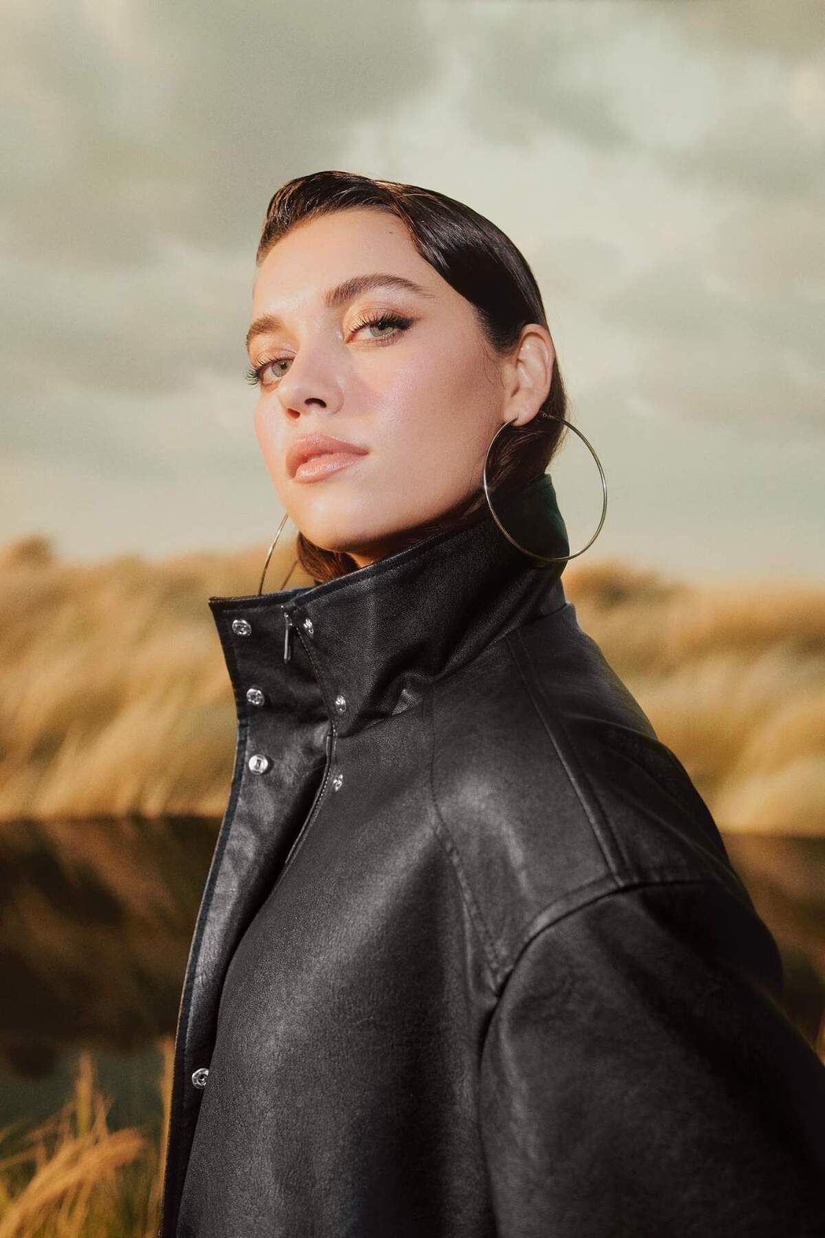 Defacto  Afra x Dad Fit Fermuarlı Suni Deri Mont F5483AX25WN - Görsel 3