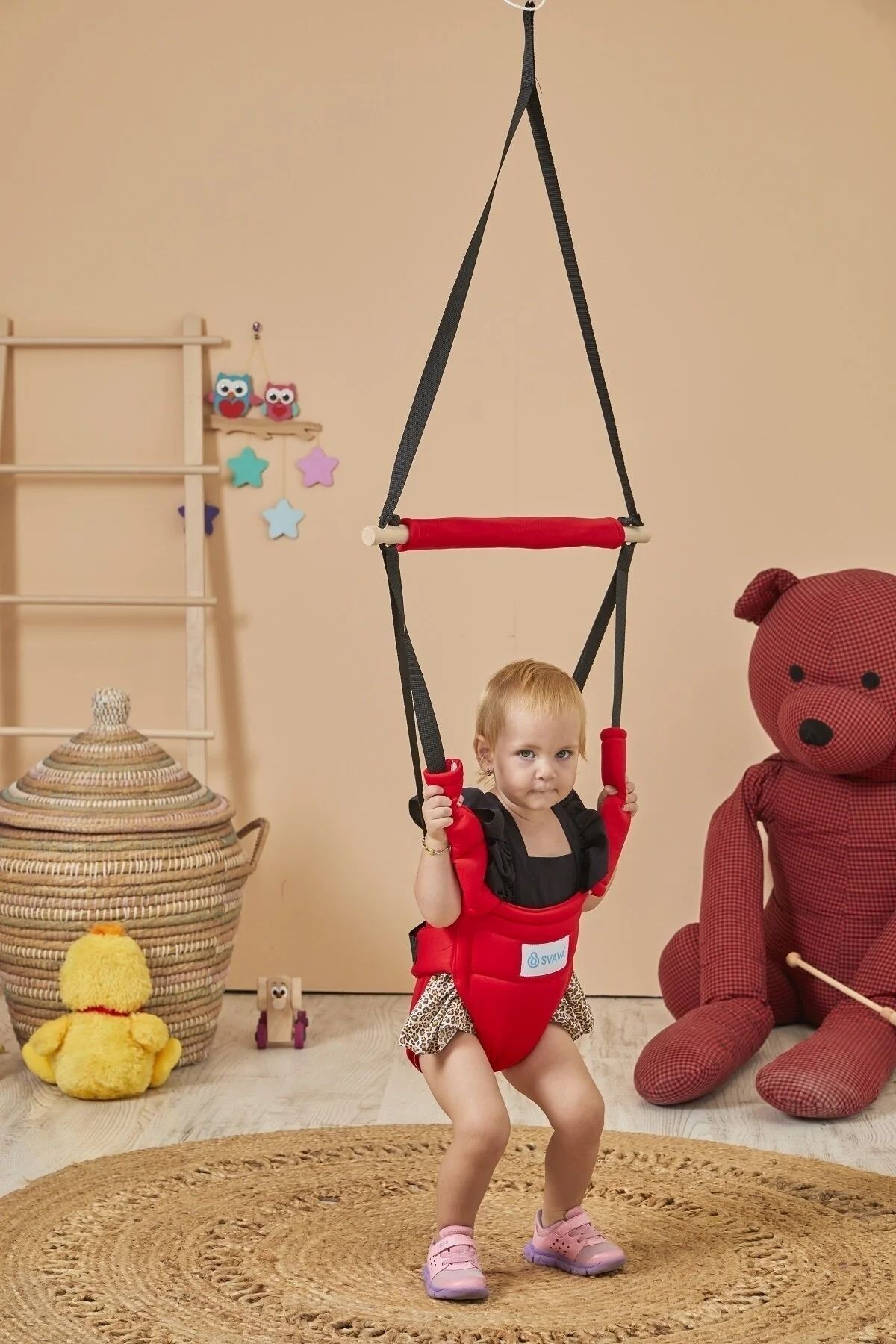 Svava Hoppala Zıpzıp Yüz Korumalı Kanguru, Yaylı Denge Bebek Yürüteci Doğal Ahşap Kırmızı fotoğrafı 2 (önizleme)