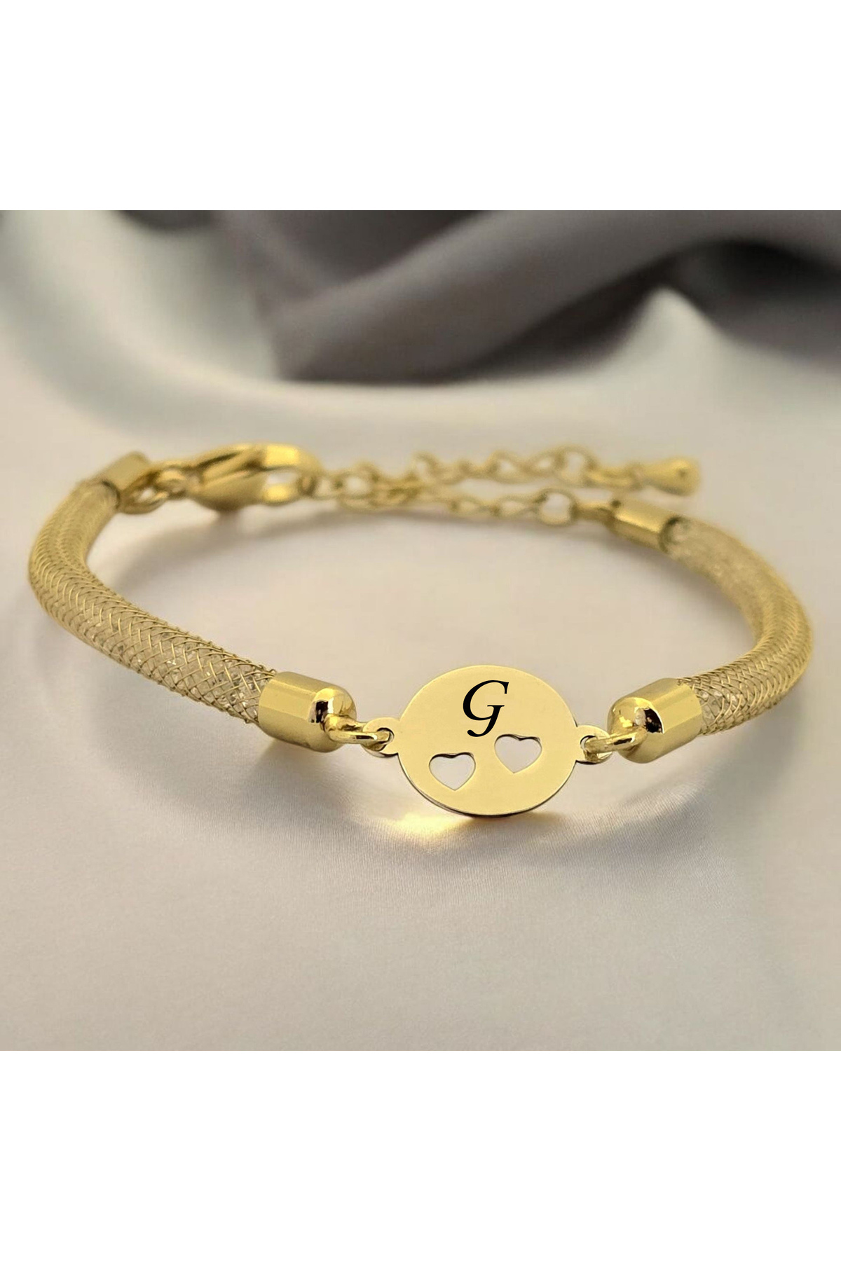 ARCHINO GOLD Altın Plakalı 14 Ayar G Harfli Kalp Detaylı Oval Motifli Hasır Kordonlu Hediye Bileklik-508harf