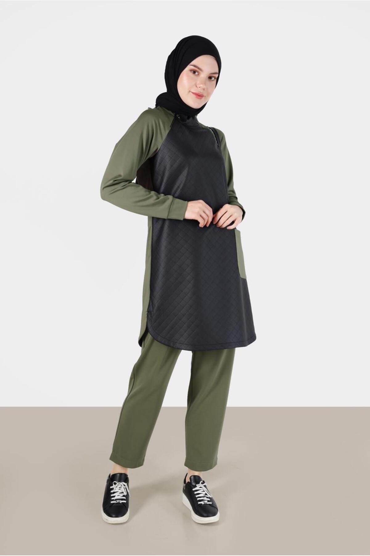 آلوینا تونیک جیبدار چرمی لحافی طرحدار ۴۲۴۲۷ آلوینا تونیک جیبدار چرمی لحافی طرحدار ۴۲۴۲۷