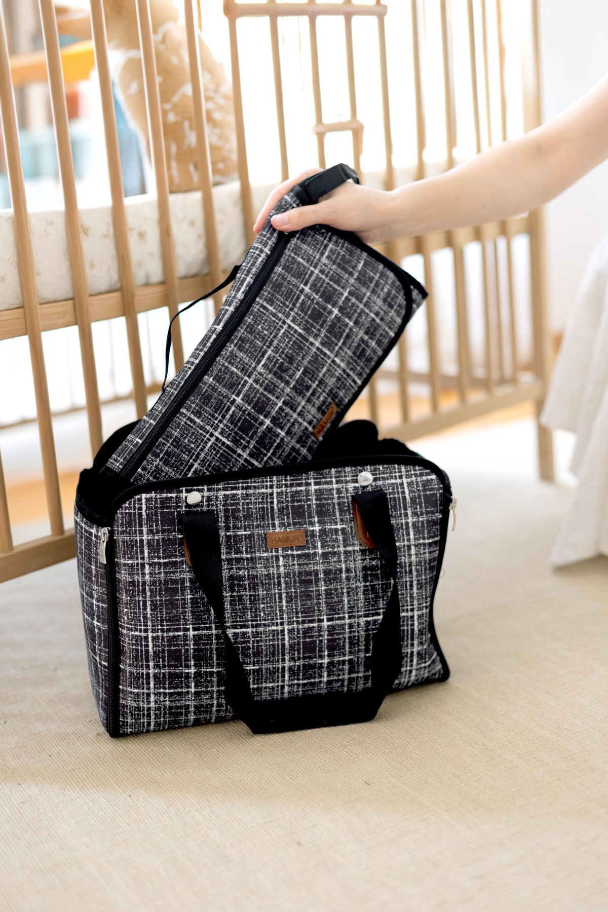 HAMUR Bebek Alt Açma Bakım Çantası Organizerli Anne Bebek Yenidoğan Değiştirme Minderi Bb-504 fotoğrafı 5 (önizleme)