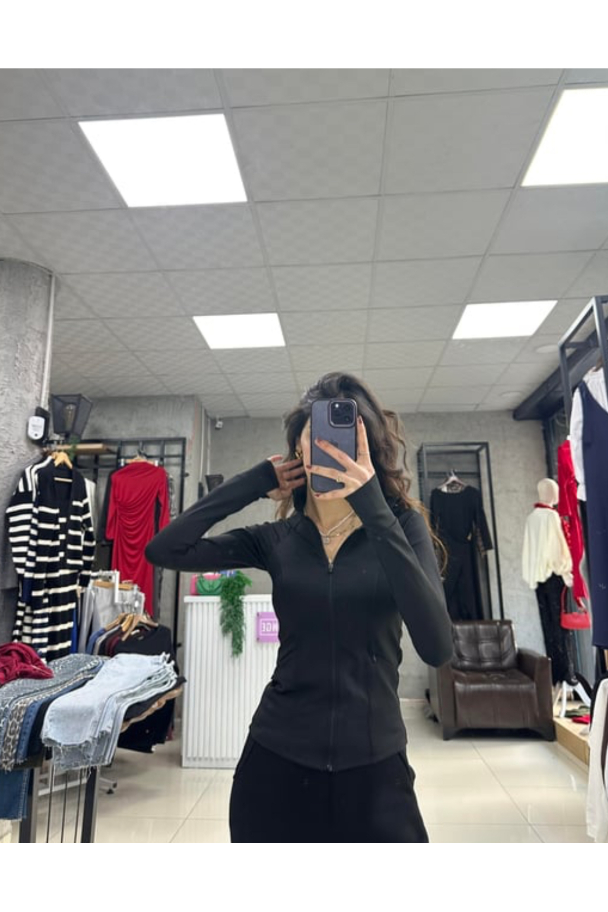 Butikshopik Butik Shopik Kadın Parmak Geçirmeli Fermuarlı Spor Ceket