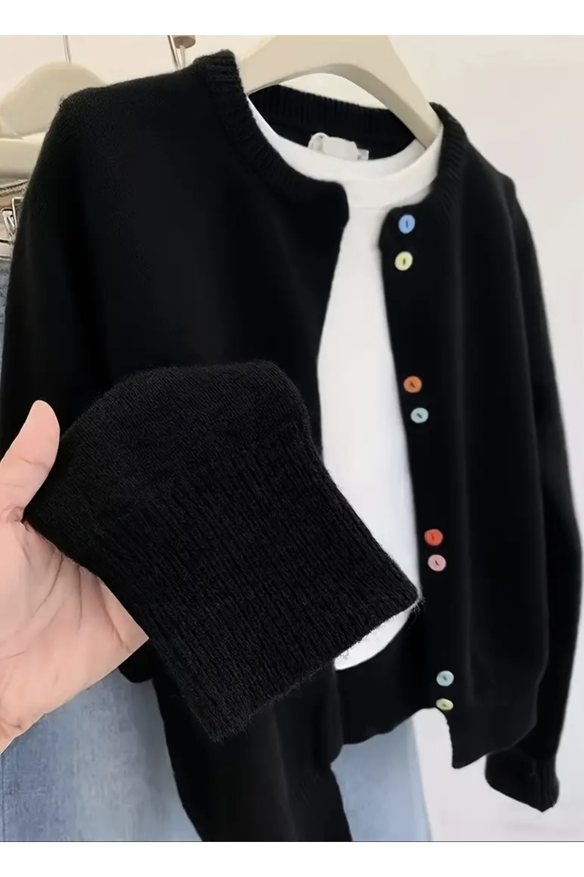 NATUFIAN STORE  Kadın Siyah Renkli Düğmeli Basic Triko Hırka - Görsel 3