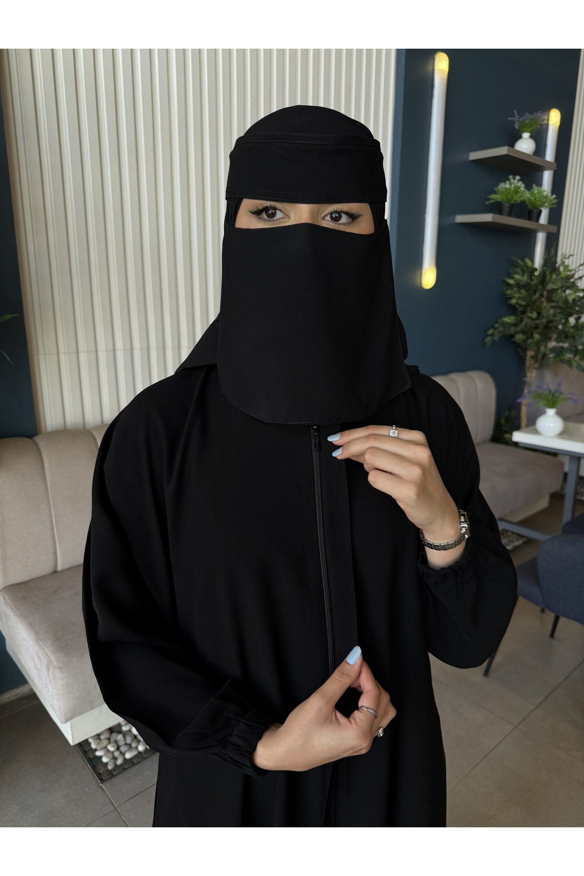 عباية عملية بسحاب وجيوب مخفي