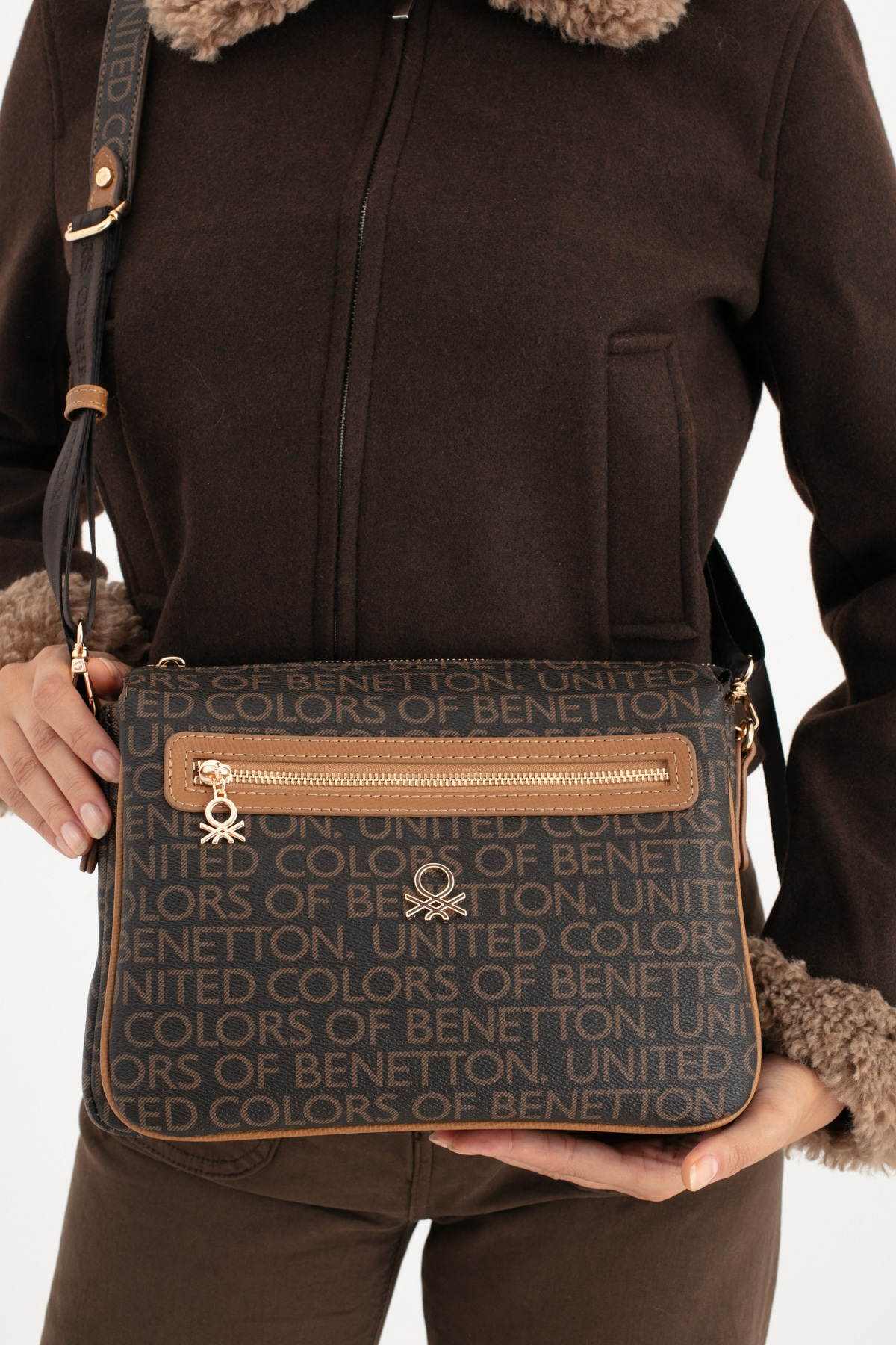 U*N様 定価6万　GUNTAS Genuine Leather Crossbo Grande 1414 Hakiki Deri Erkek Cüzdan Naturel Siyah - Fiyatı, Yorumları