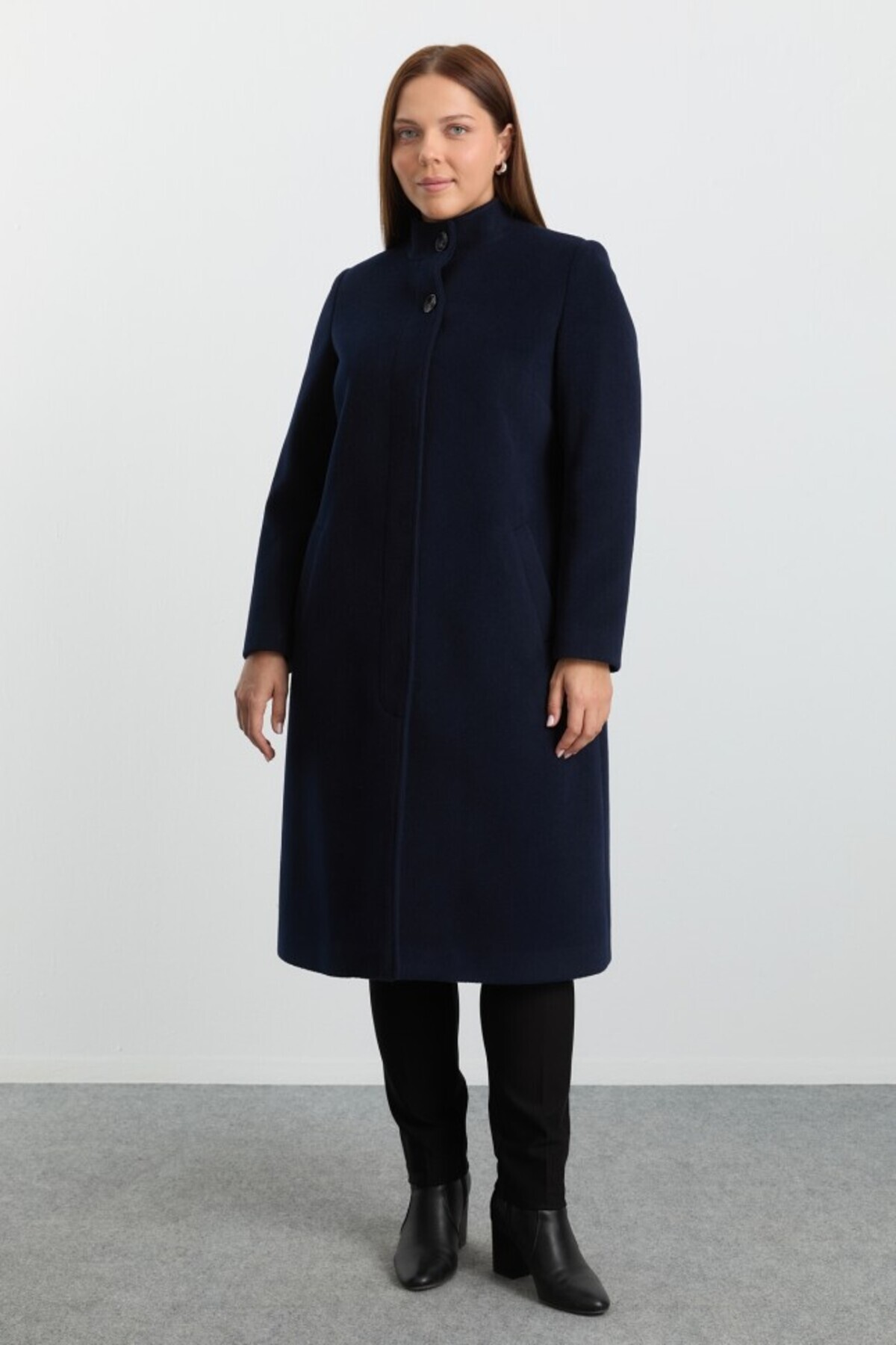 Selen Giyim Büyük Beden Dik Yaka Gizli Pat Kaban