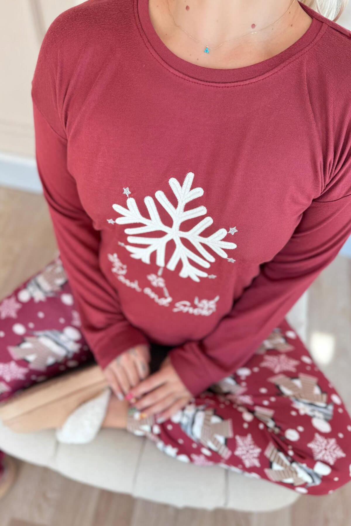 Pijamaevi Жіночий піжамний комплект з термобілизною з бордовим візерунком «Картанесі»