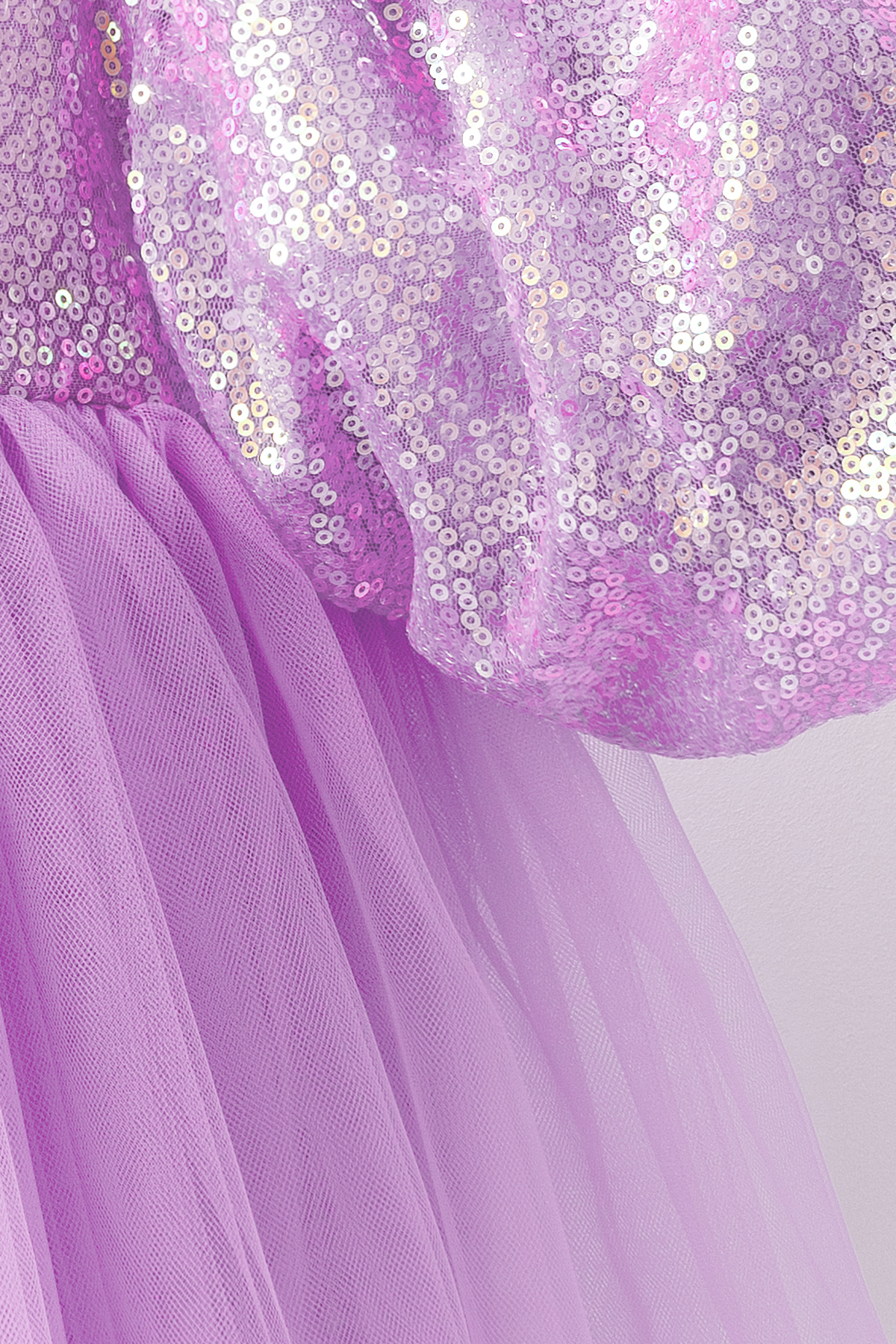 Banamio Vera Balon Kollu Tüllü Pul Payet Kabarık Özel Gün Elbisesi fotoğrafı 3 (önizleme)