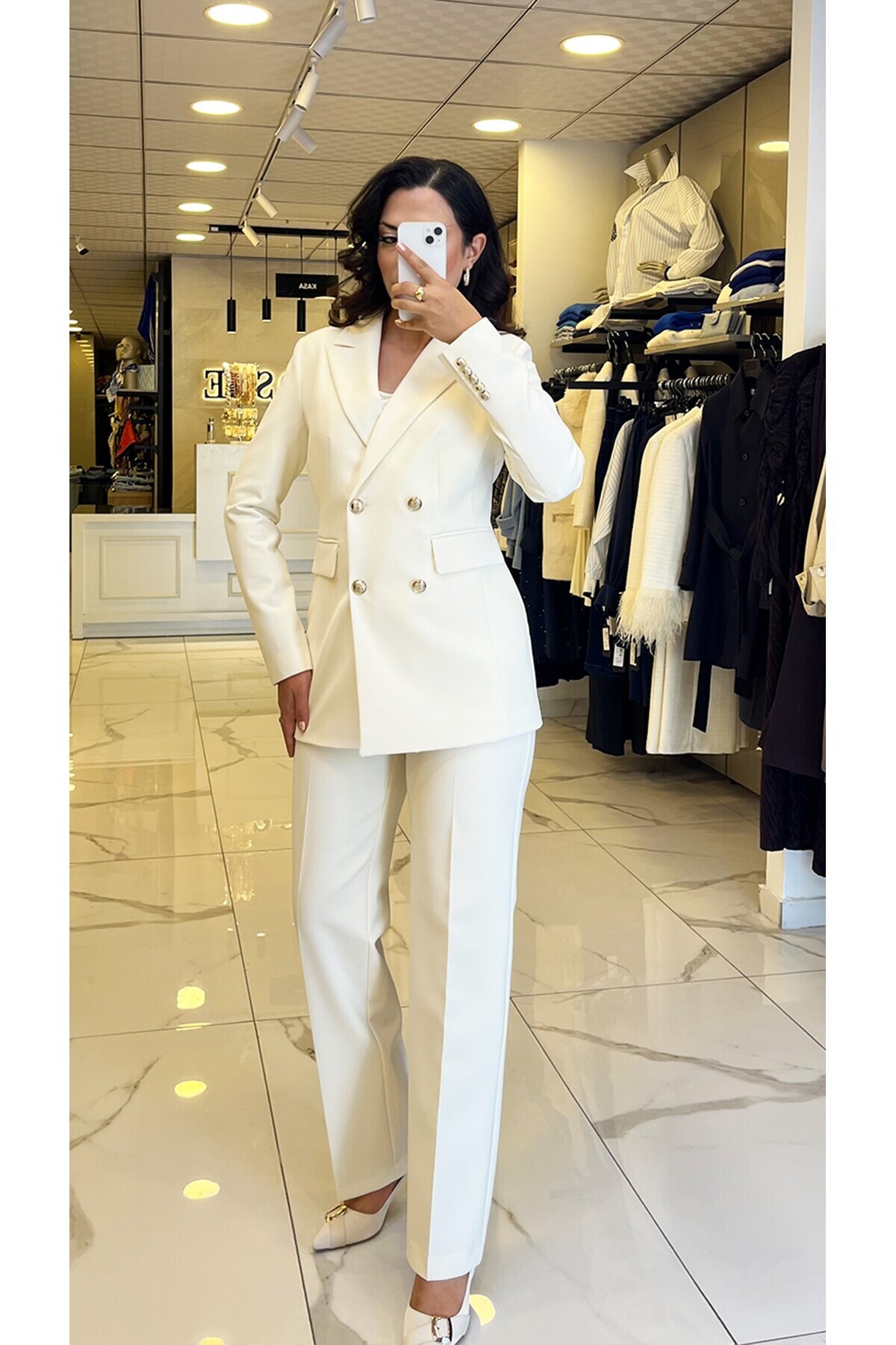 Vosse Ekol Ekru Kruvaze Yaka Düğme Ve Cep Detaylı Takım