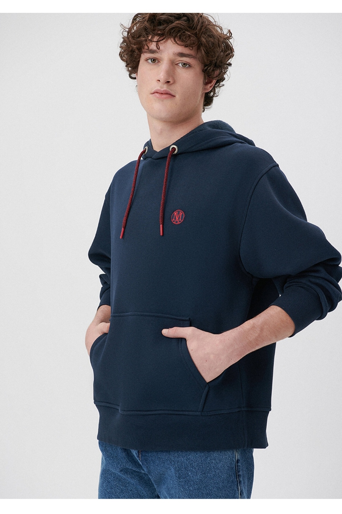 سویشرت گشاد کلاه‌دار گلدوزی شده با لوگو Mavi