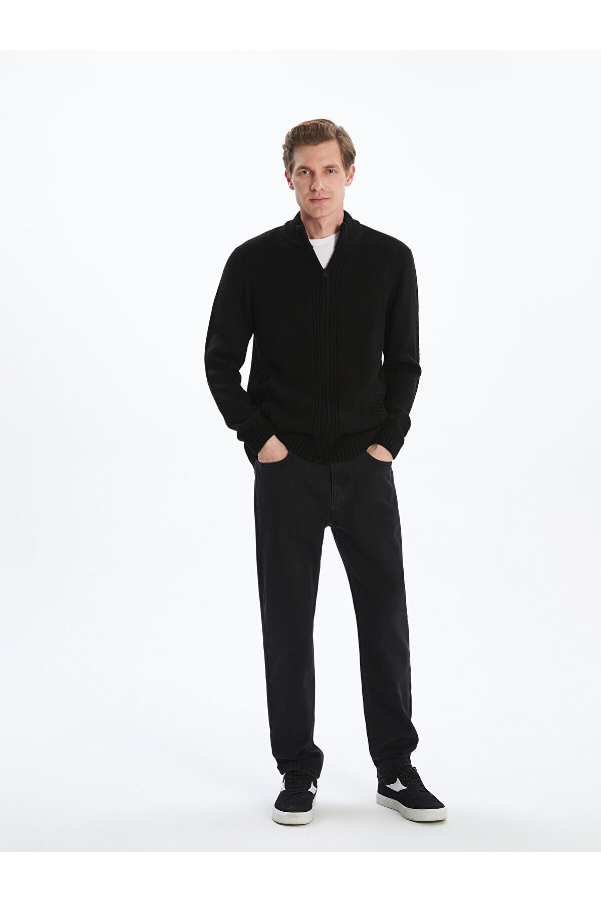 LC Waikiki  Siyah Standart Kalıp Dik Yaka Erkek Triko Hırka - Görsel 2