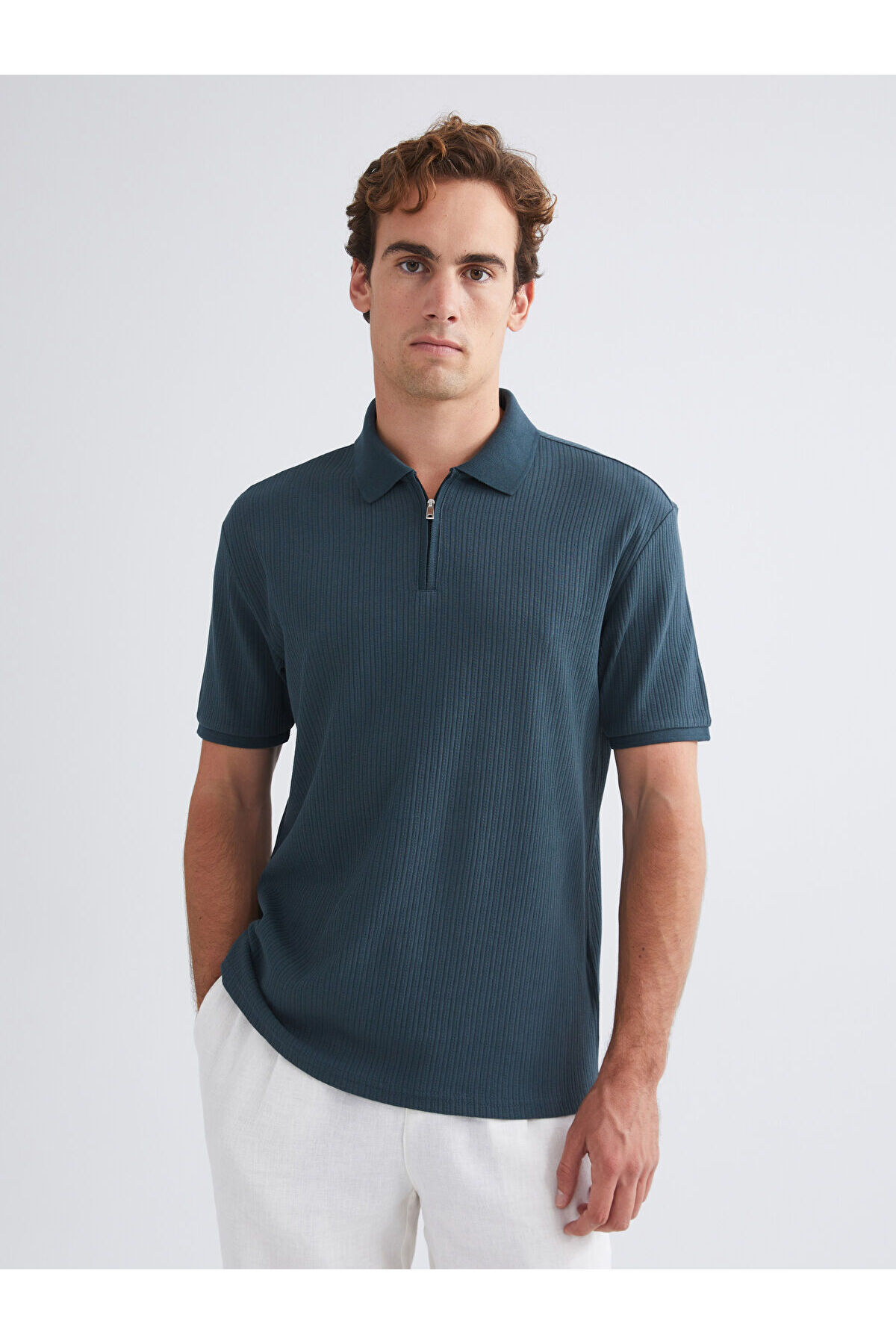 تیشرت ال سی وایکیکی W5IS14Z8-HLP-1013002