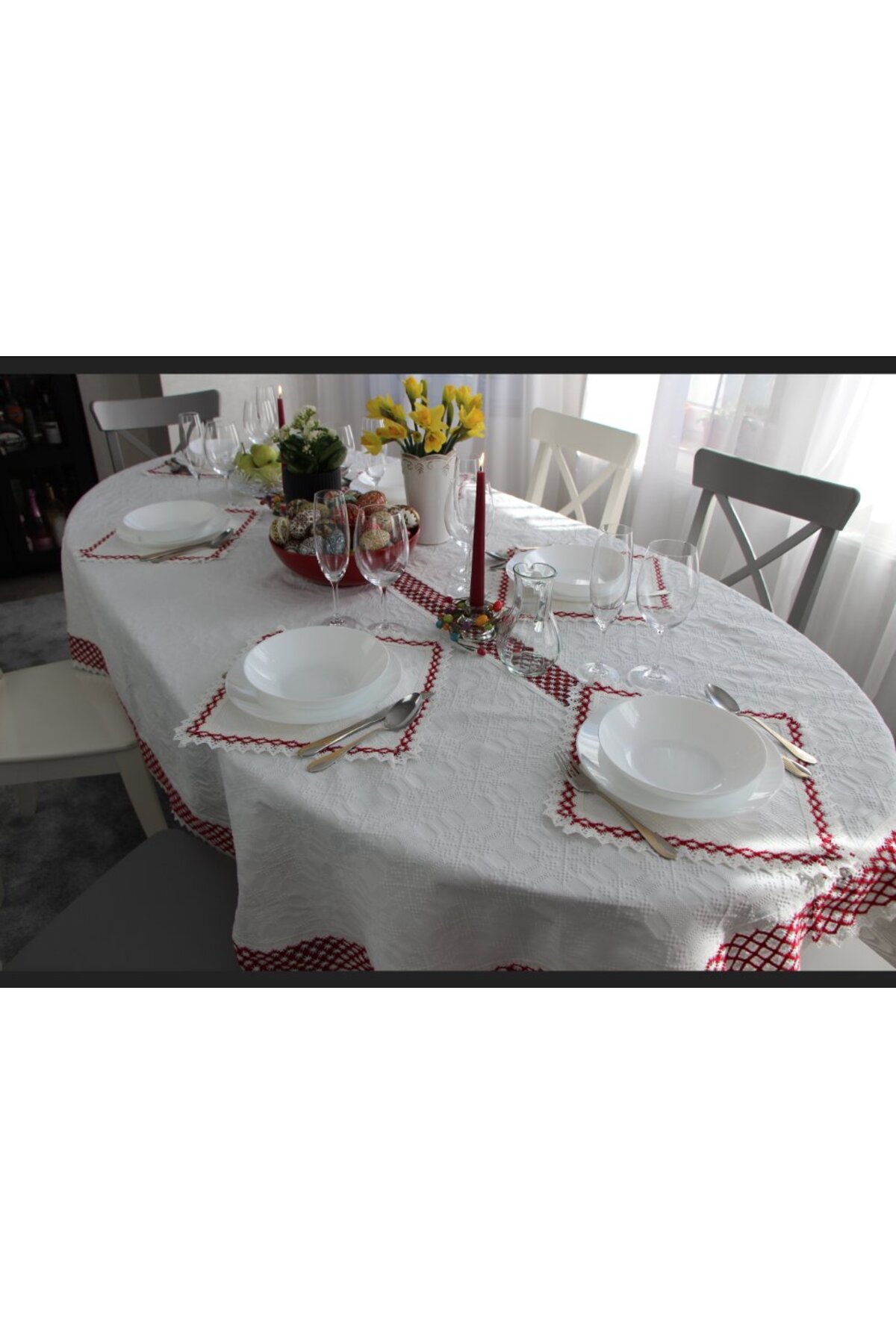 Nicoratex Față De Masă Albă Cu Dantelă Rosie Și Set De 6 Șervețele Albe Cu Dantelă Rosie - 160 x 300