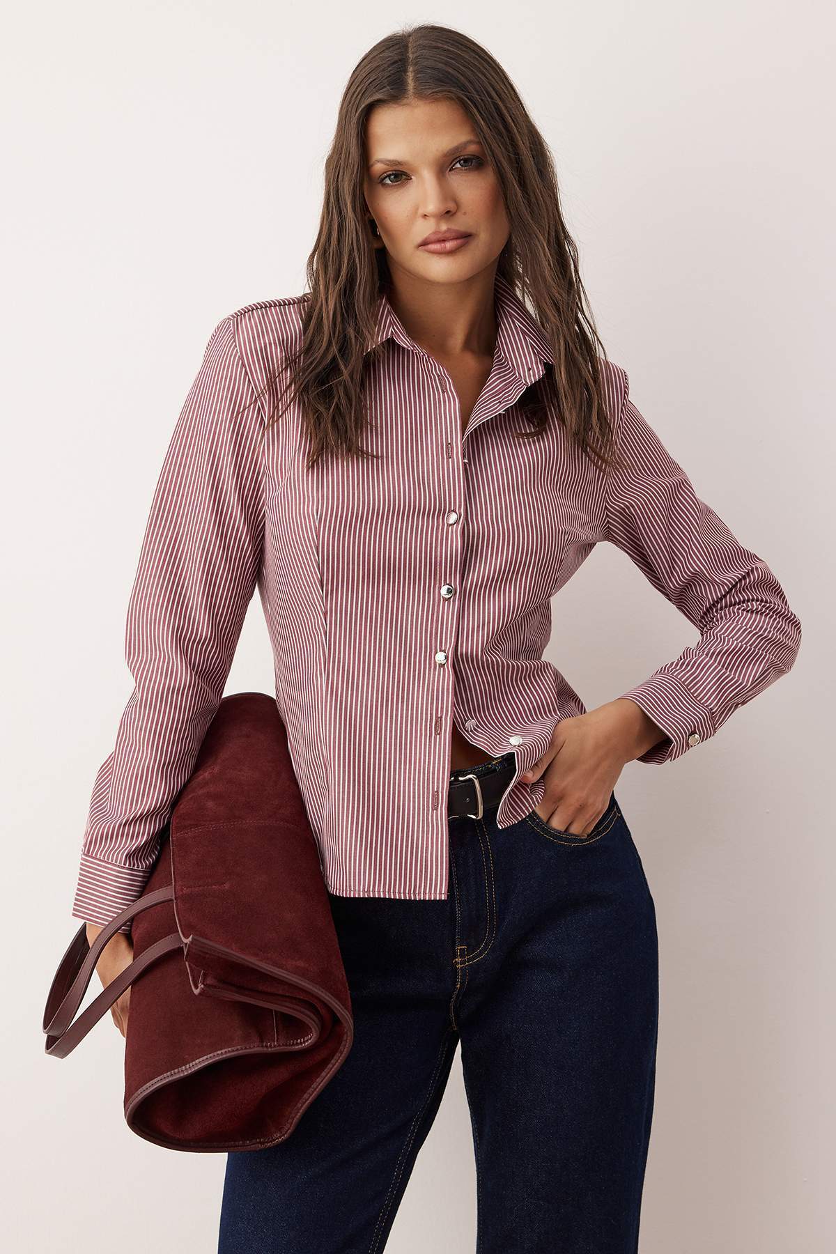 Trendyol Collection Burgunderrotes, mehrfarbig gestreiftes, silberfarbenes, d...