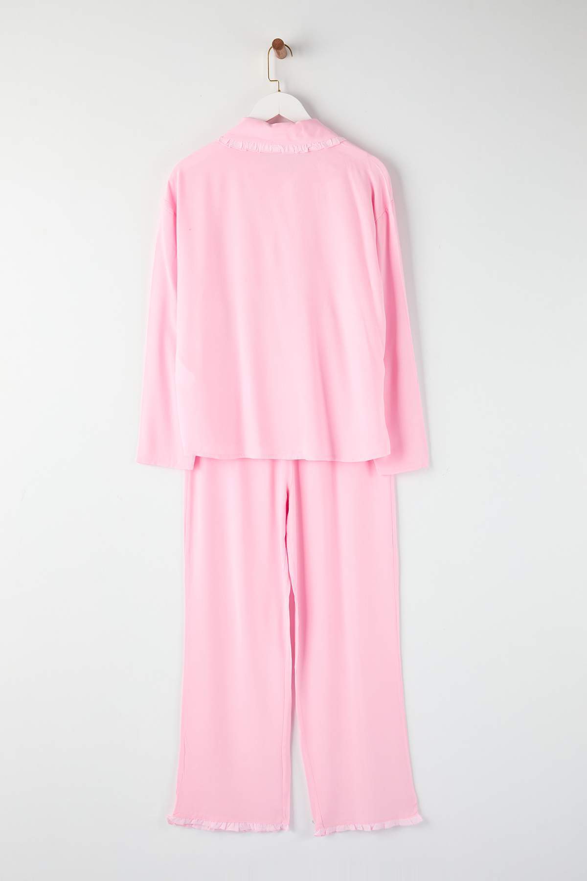 Trendyolmilla  Pembe Fırfırlı Cep Detaylı Viskon Dokuma Pijama Takımı THMAW25PT00146 - Görsel 6