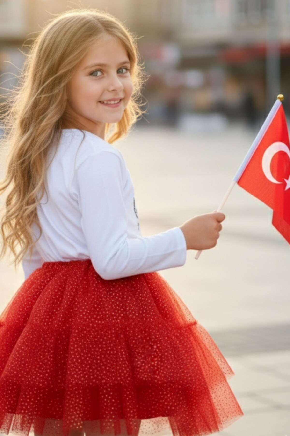 Kübra Tekstil  Kız Çocuk Kırmızı Tütü Etek Yaldızlı Astarlı ,23 Nisan Parlak Simli Kırmızı Etek - Görsel 4