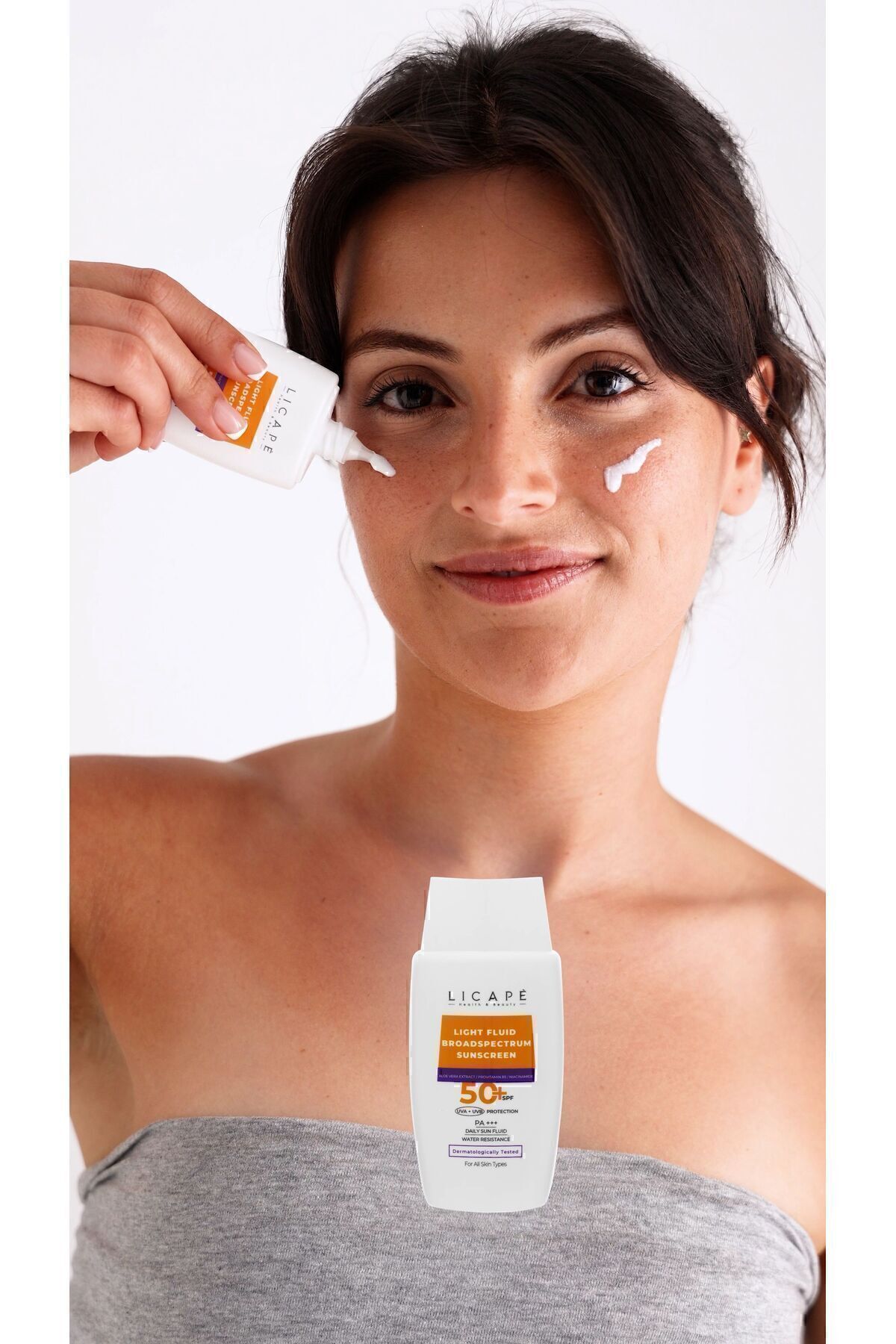 کرم ضد آفتاب مایع با SPF 50 و محافظت بالا در برابر آب، مناسب برای انواع پوست، 50 میلی لیتر — licave35 — تصویر 6 از 9