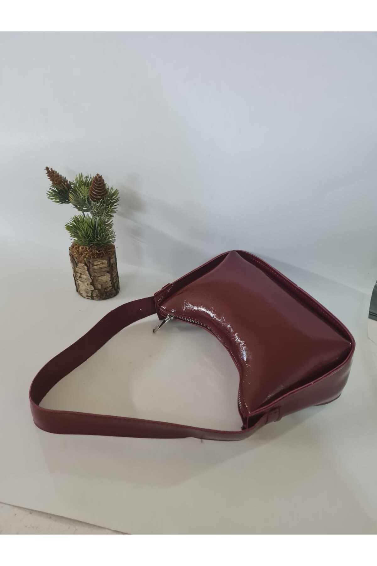 YMZBAG Bordo Desenli Rugan Baget Omuz ve El Çantası görsel 5
