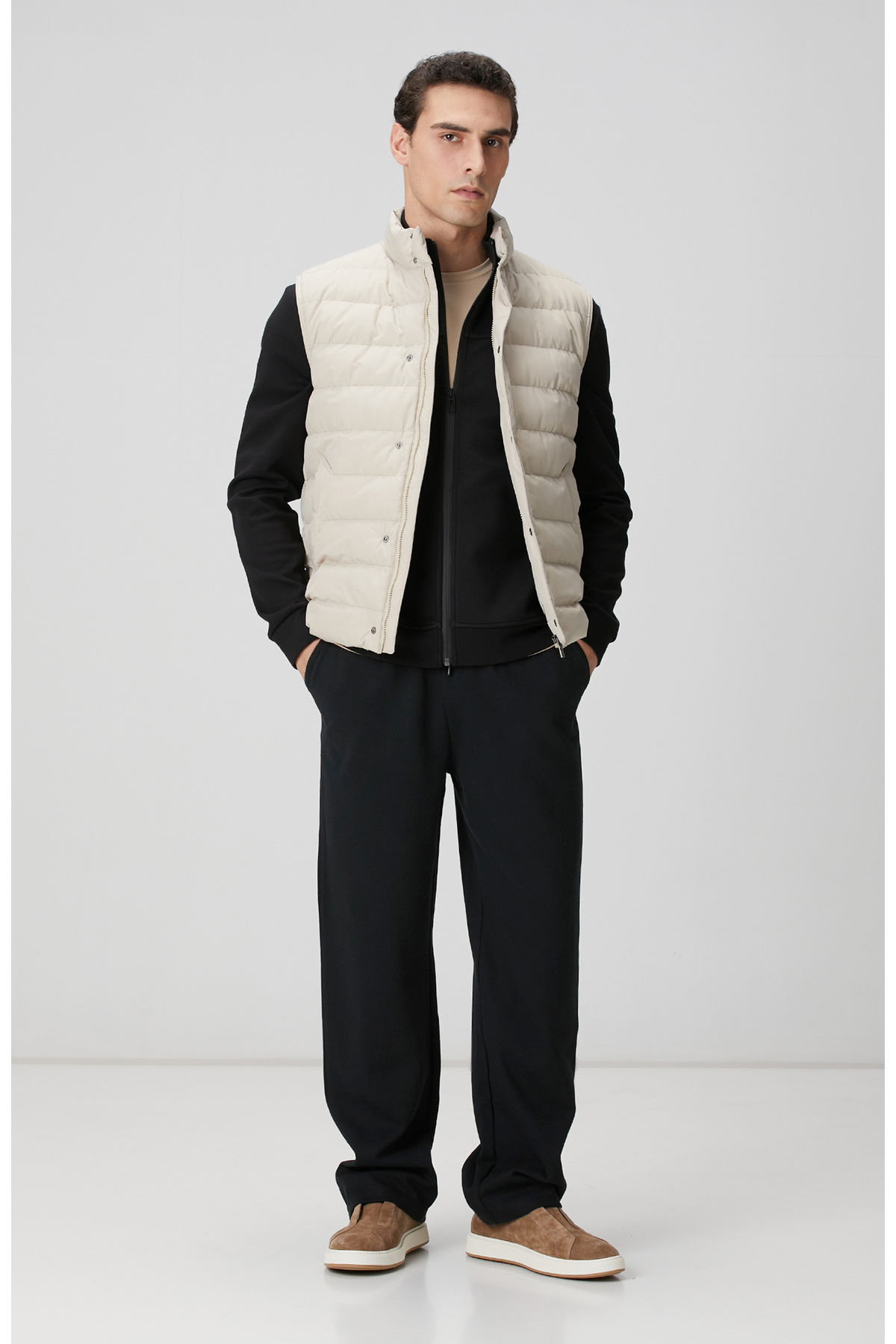 نتورک لباس ورزشی مشکی