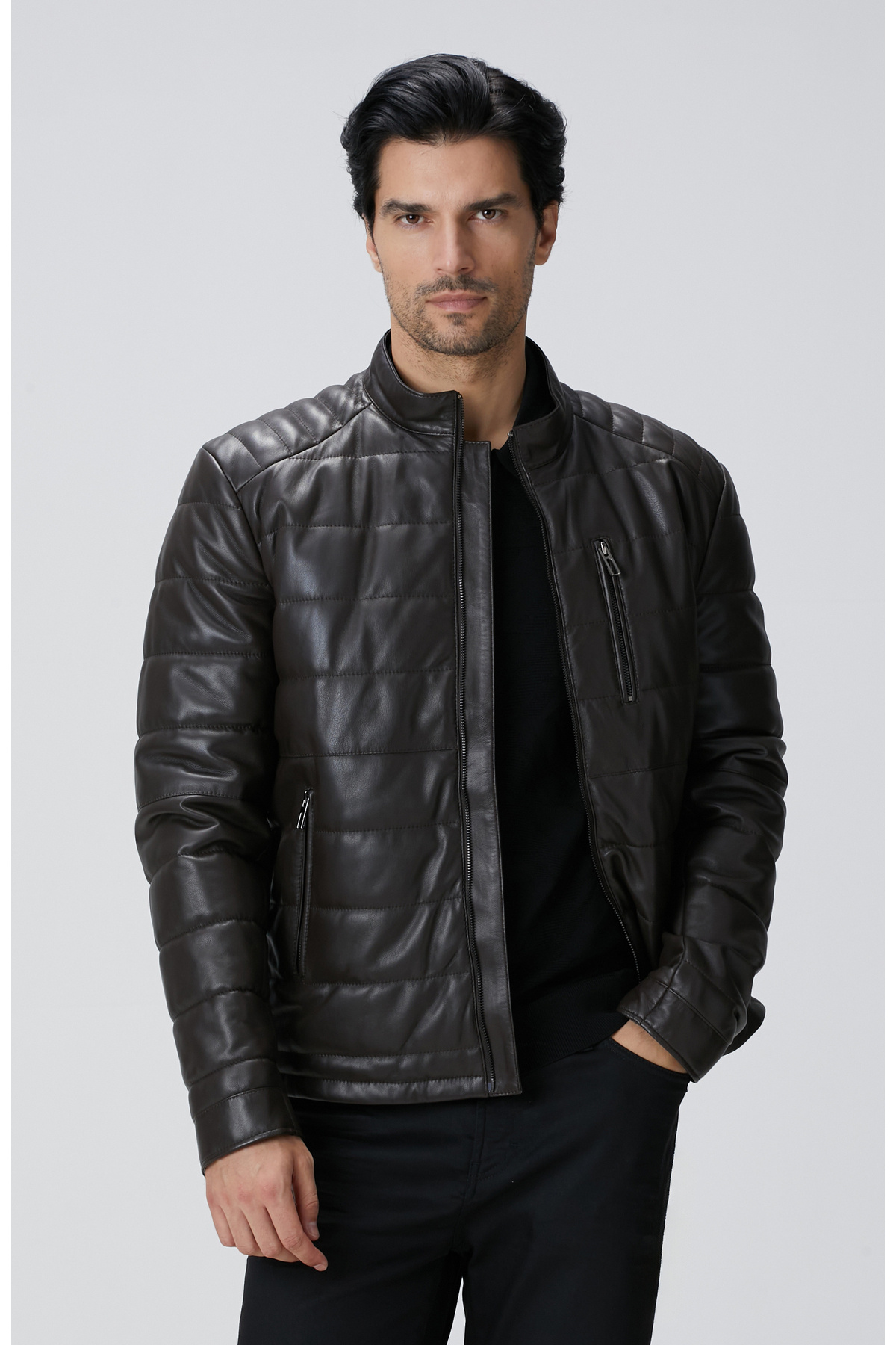 نتورک کت چرمی یقه ایستاده قهوه‌ای