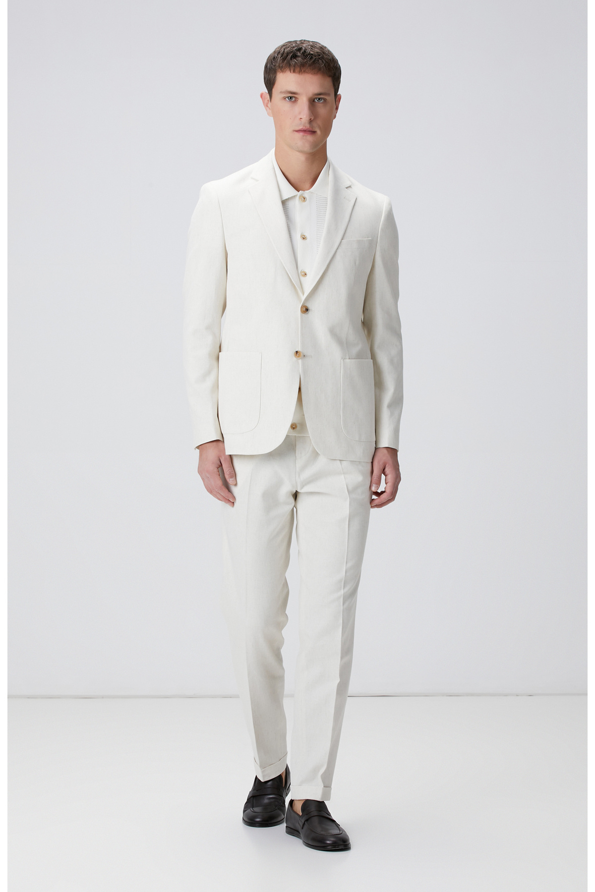 نتورک کت و شلوار طبیعی