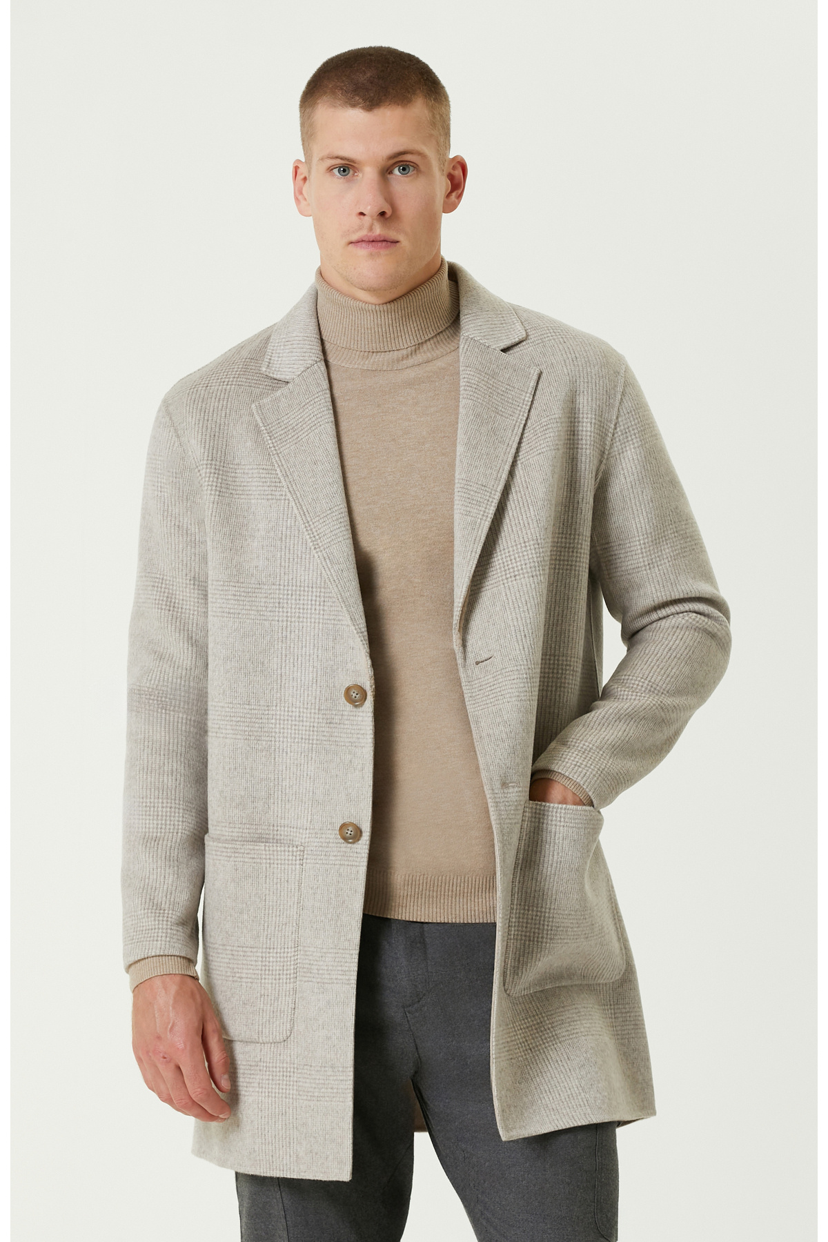 نتورک پالتو دستباف بدون درز دو رو با ترکیب پشم بژ ملانژ