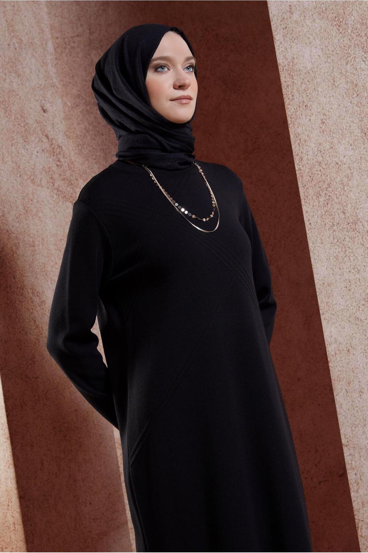 آلوینا لباس بافتنی یقه گرد ۴۴۹۰۹ آلوینا لباس بافتنی یقه گرد ۴۴۹۰۹