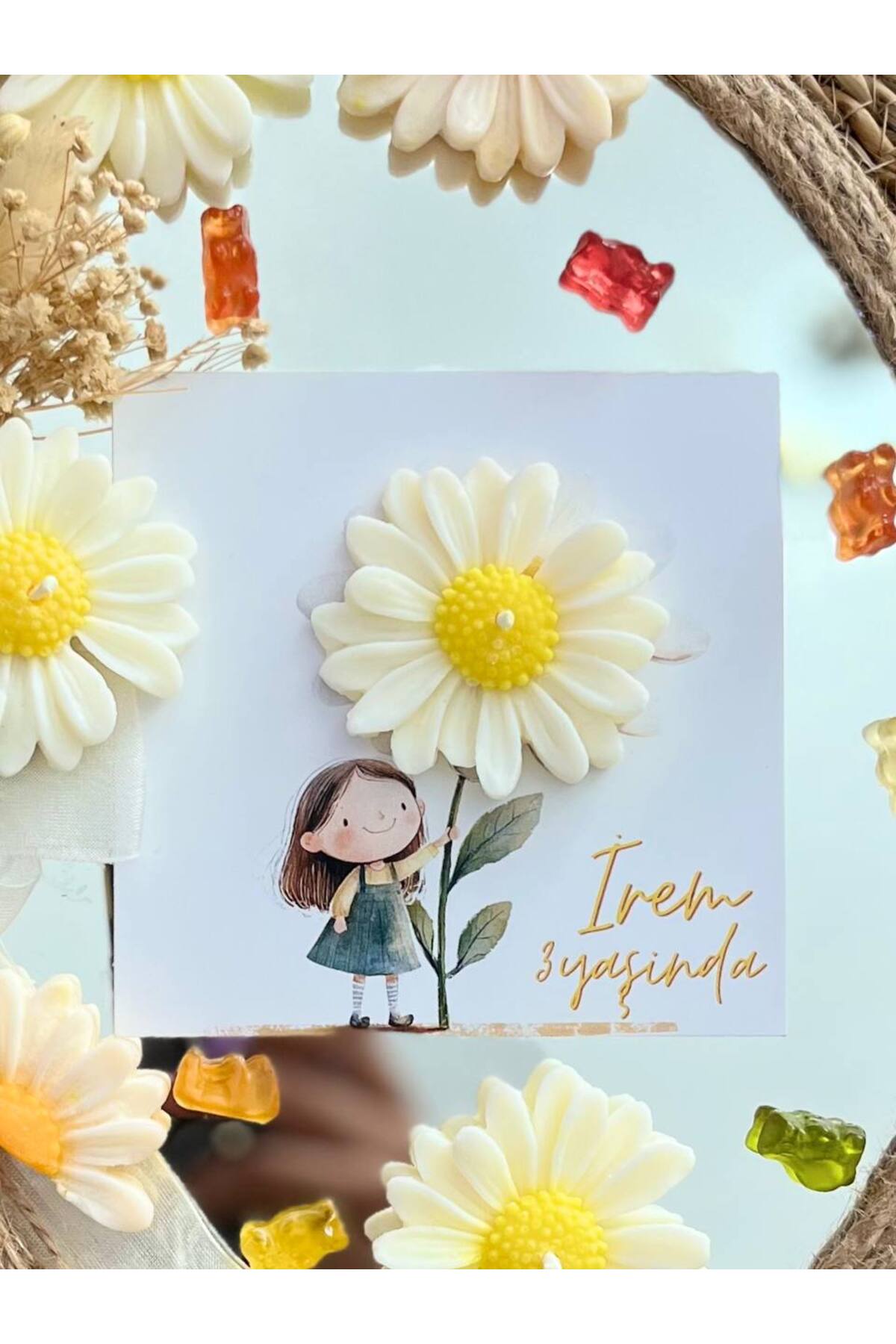 GUGES 10 Adet Özel Tasarlanmış Kart Ve Papatya Mum. Bebek Doğum, Babyshower, Doğum Günü, Hediyelik fotoğrafı 5 (önizleme)